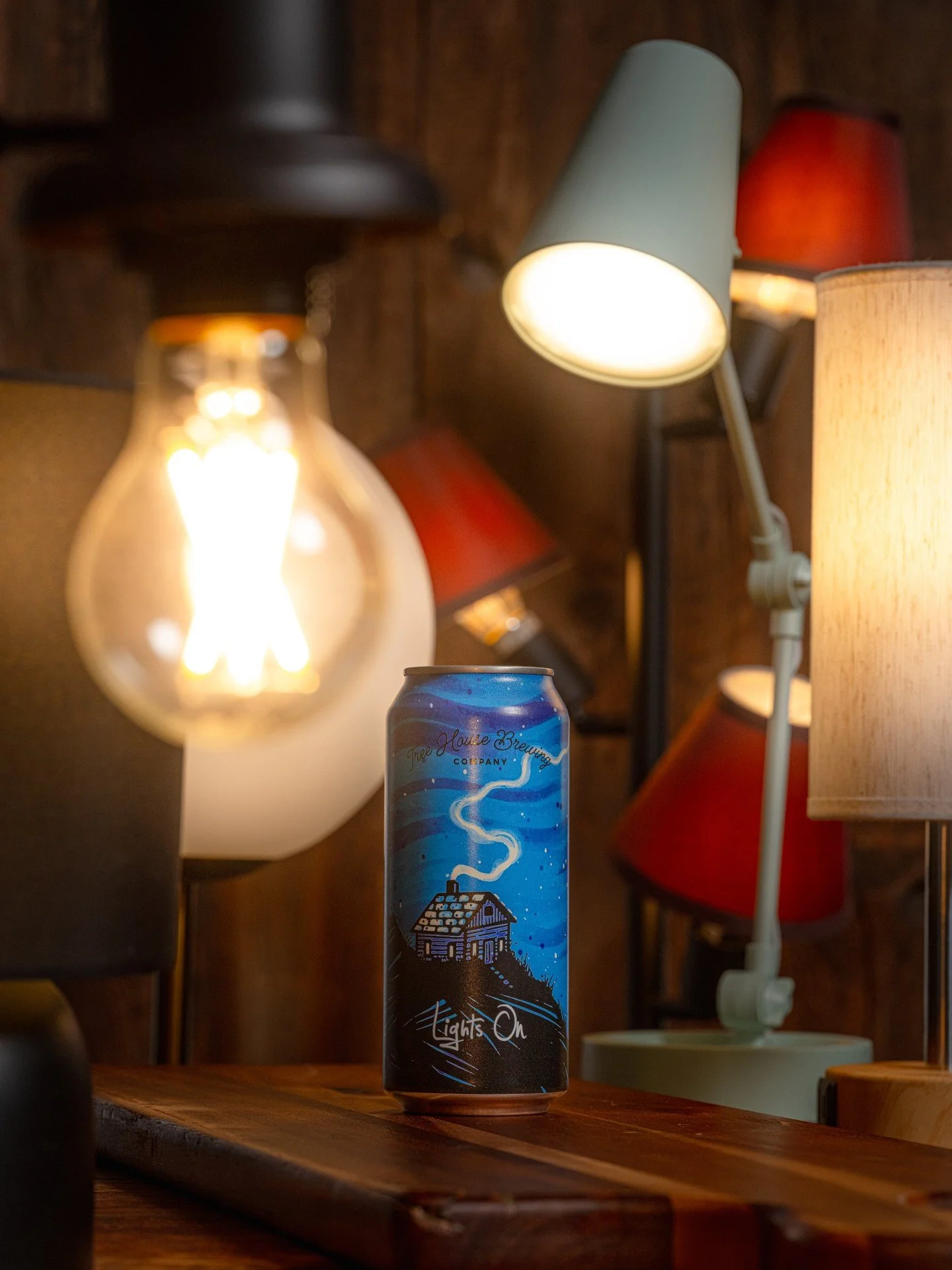 Turn the Lights On to the idea that the world can never have enough great Pale Ale.

🔦 🫵🏻 💡