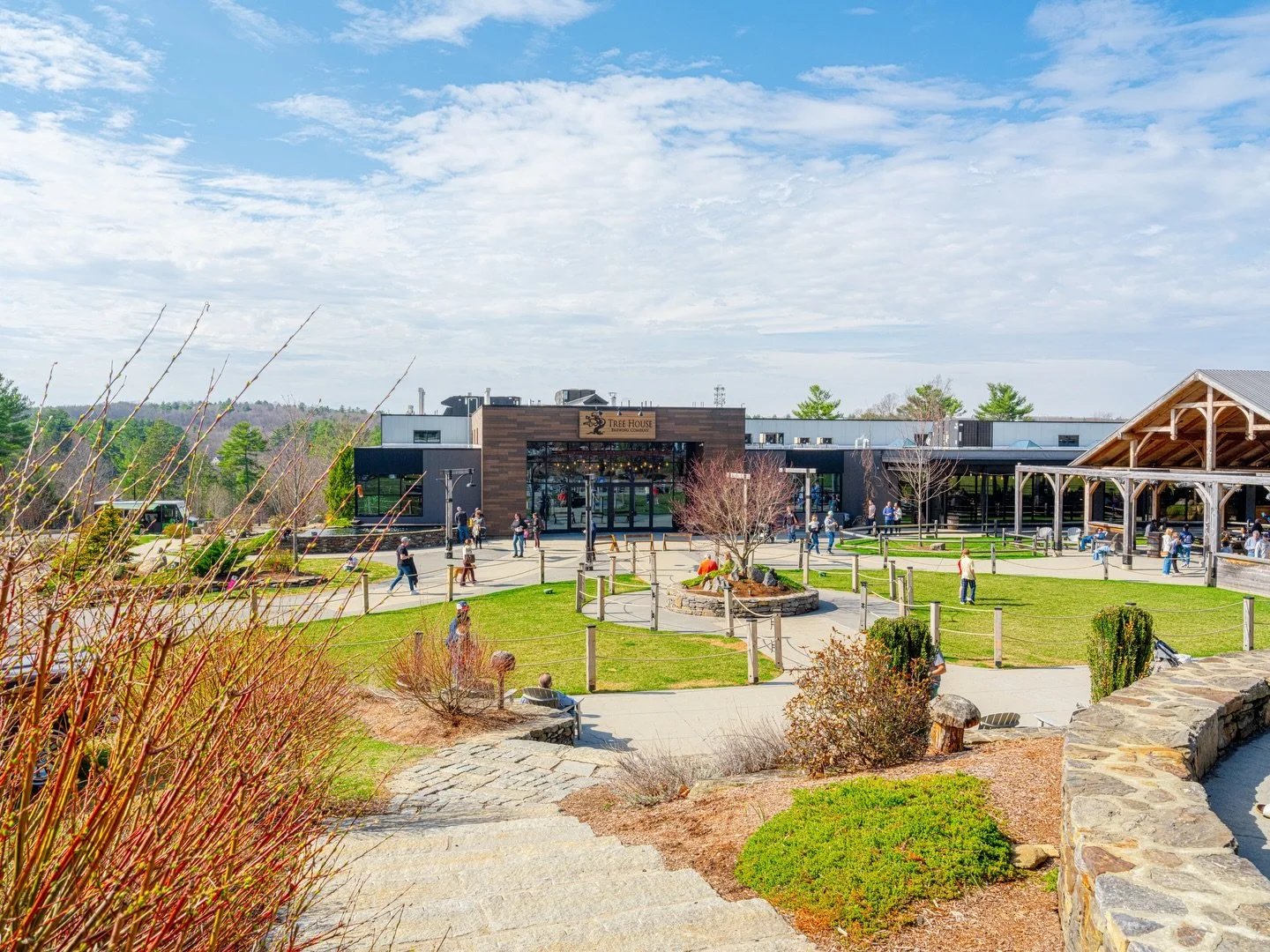 New Spring, same memorable spot.

🍻☕️🍹

It&rsquo;s going to feel good out there today.