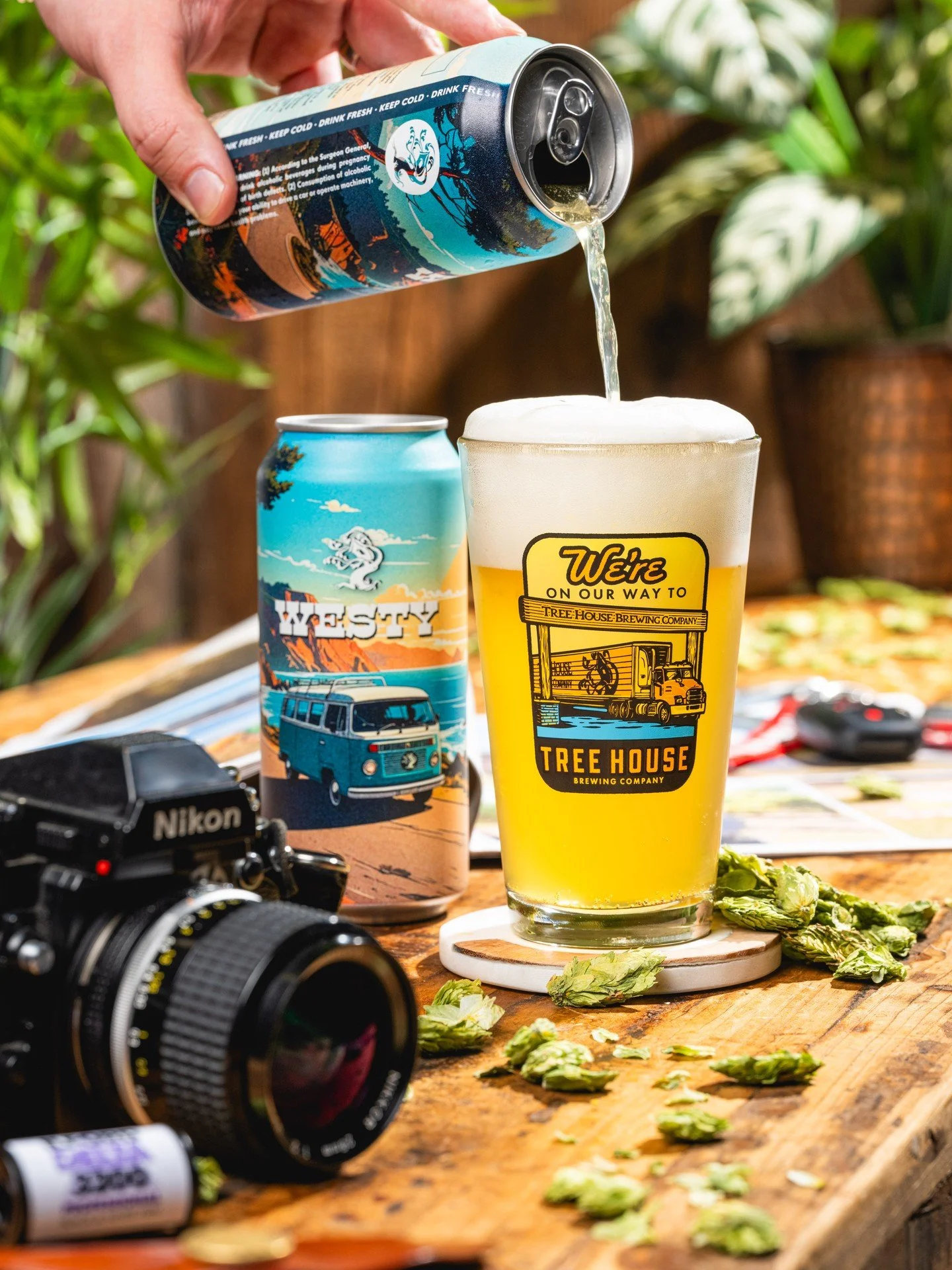 Westy is our West Coast Double IPA, brewed with a raucous blend of Pacific Northwest hops and weighing in at 7.8% with 100 IBUs. On top of a crisp, dry body, notes of dank hop yards, bitter citrus peel, and freshly squeezed ruby red grapefruit juice 