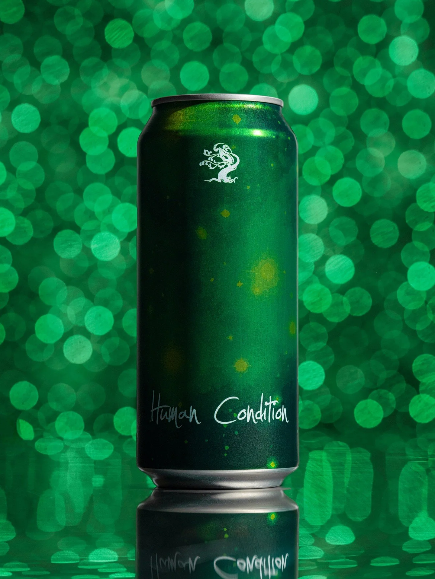 Around the moon and back, we find ourselves reflecting upon the Human Condition. 

🍪🏕️🔥 

Crafted after the famous coconut, chocolate, and caramel cookies, Human Condition is a fluffy, easygoing Milk Stout with a decadent aroma. A cloud of oven-to