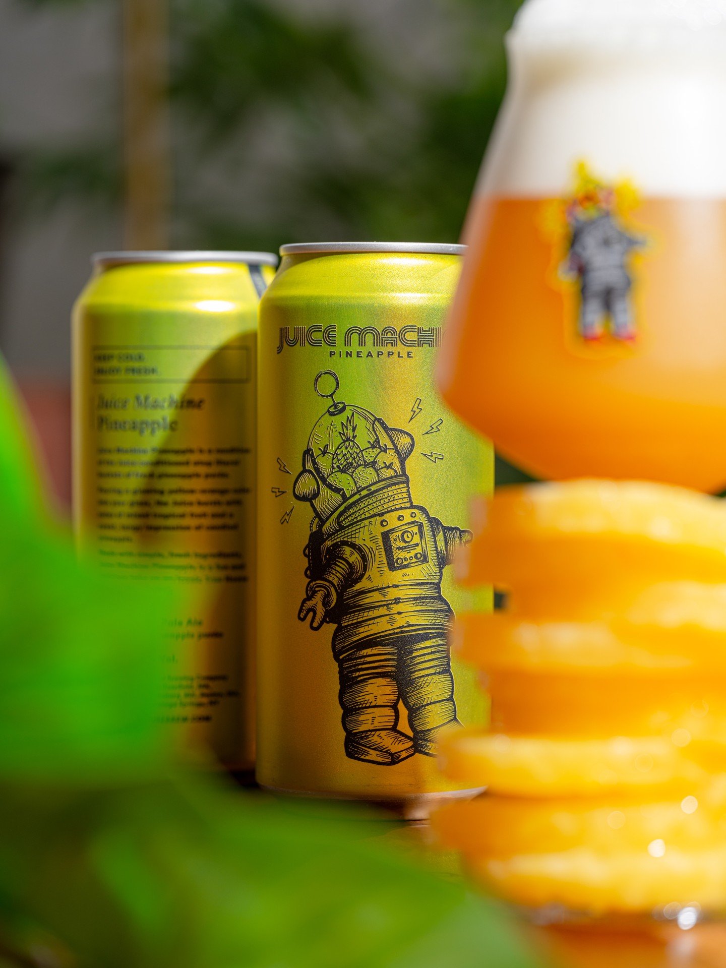 Stacks on stacks of juicy, sweet, delicious pineapple. 

We charged our juice machine overnight and loaded it up with overripe pineapples. Juice Machine Pineapple bursts with hoppy notes of tangerine, mango, lime, papaya, and grapefruit, and now with