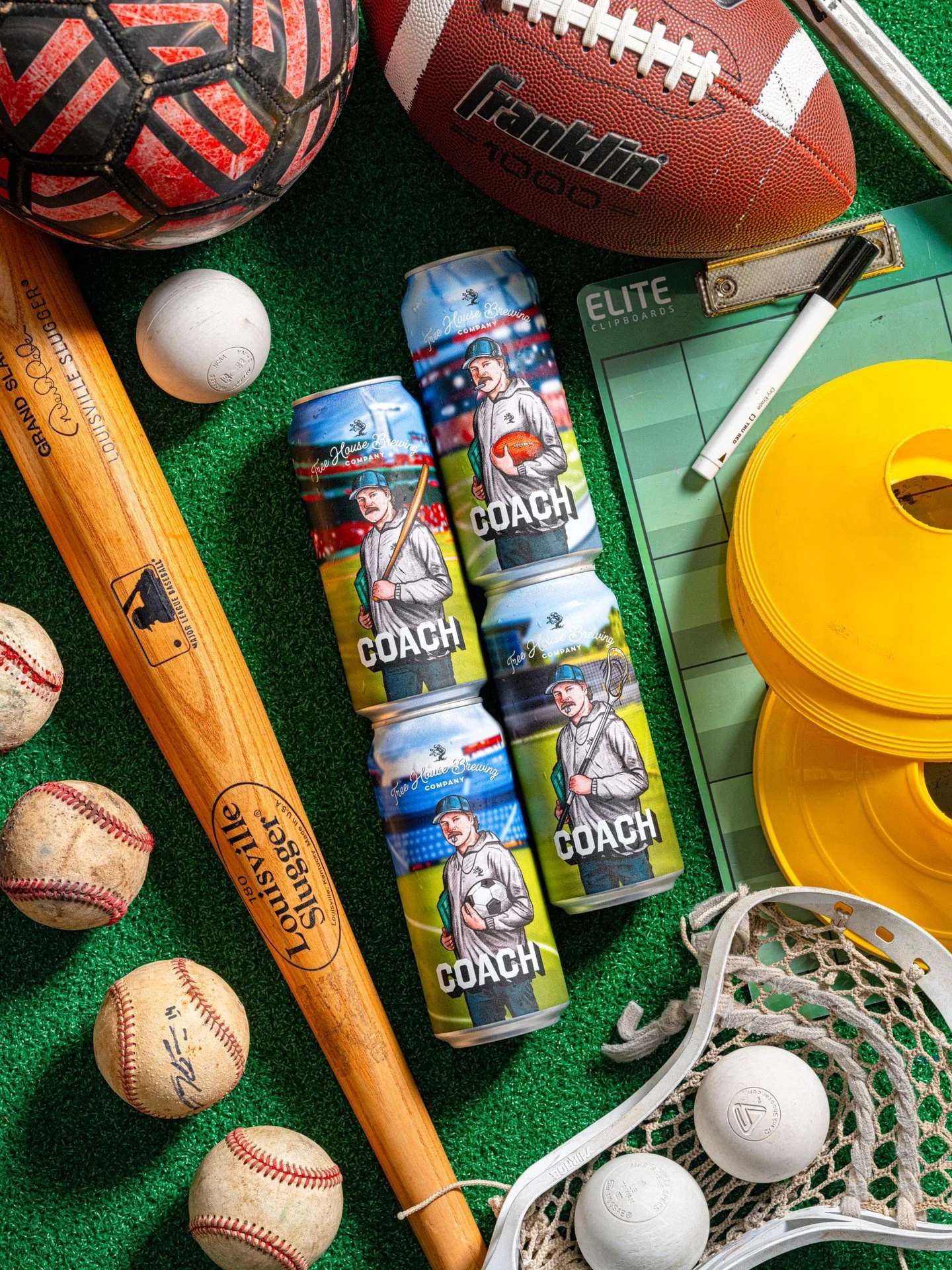 'Tis the season to be coachin'. 

Coach is a Pale Ale with a massive charge of Citra, Lotus, and Strata CGX  hops. It pops with notes of mango, grapefruit peel, strawberry jam, passionfruit, and orange creamsicles.

Where do they find the time? This 