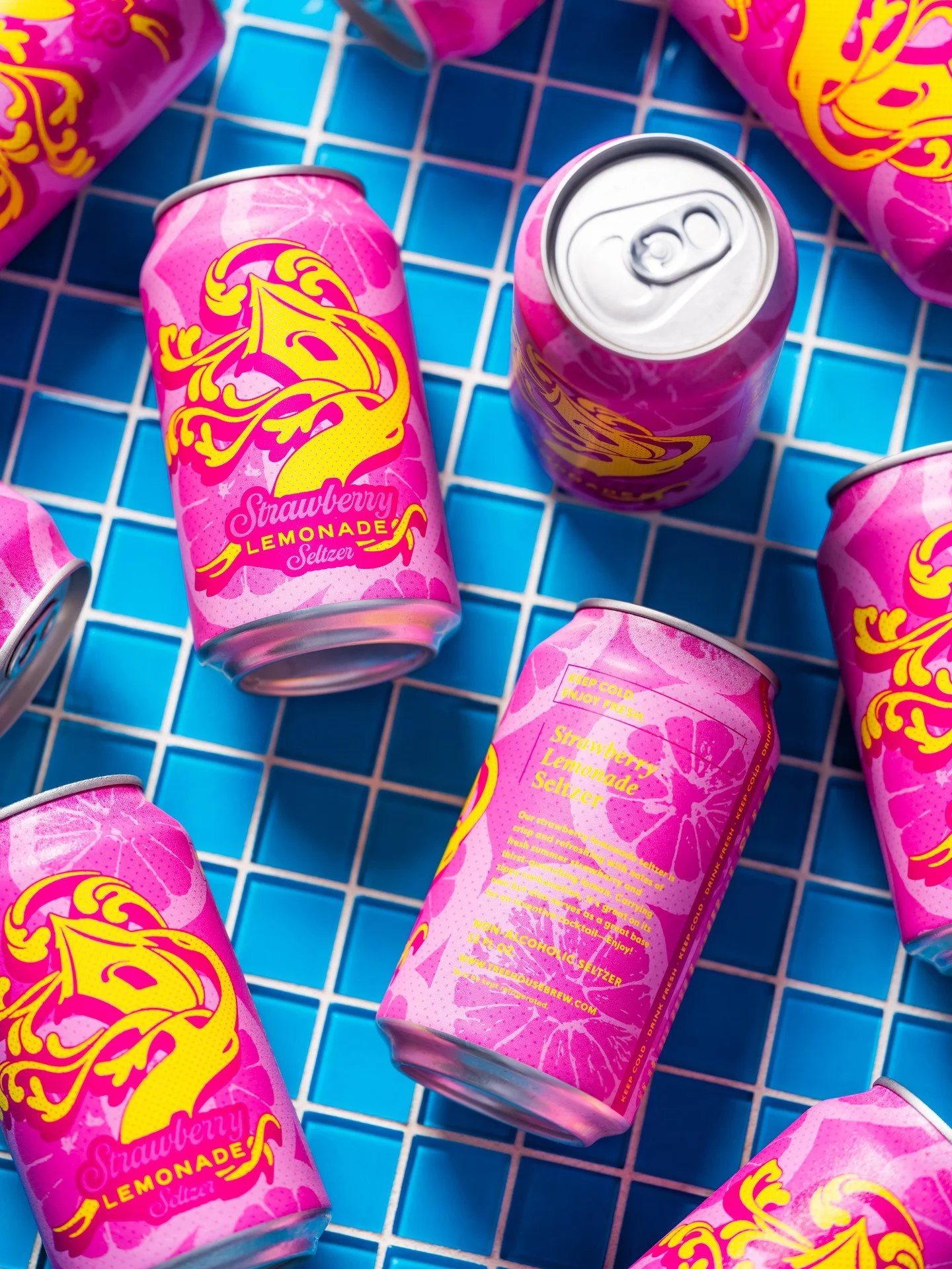 How do you make a great thing even better?

Add Strawberries.🍓

Strawberry Lemonade Setlzer all day.