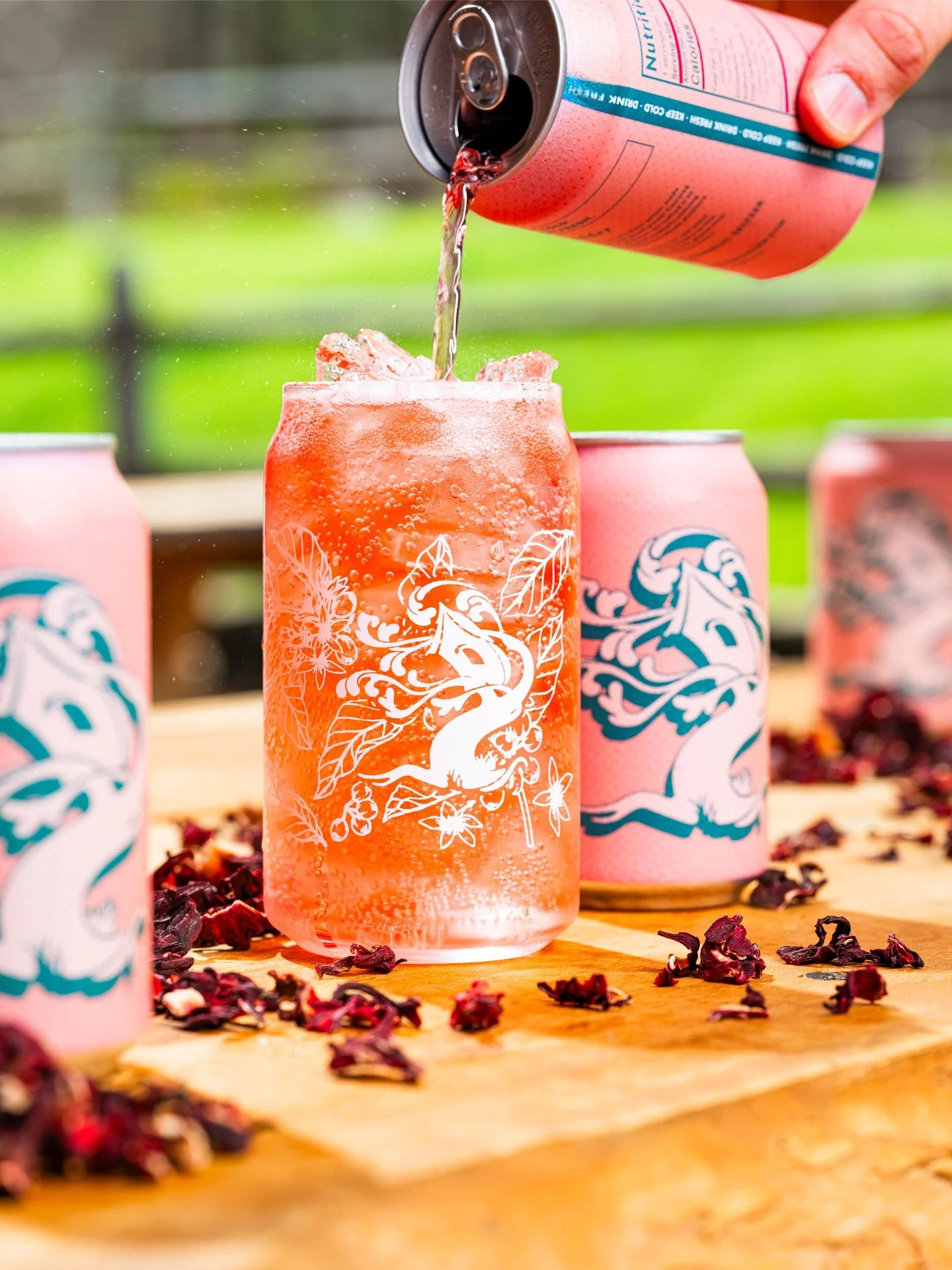 Codder is just the best. 

This is one of our seltzers that we hope you pour over ice.

With a sweet bouquet of peach notes, Codder pours a brilliant red color from heaps of hibiscus. Packed with vitamin C and antioxidants, these hydrating flowers cr