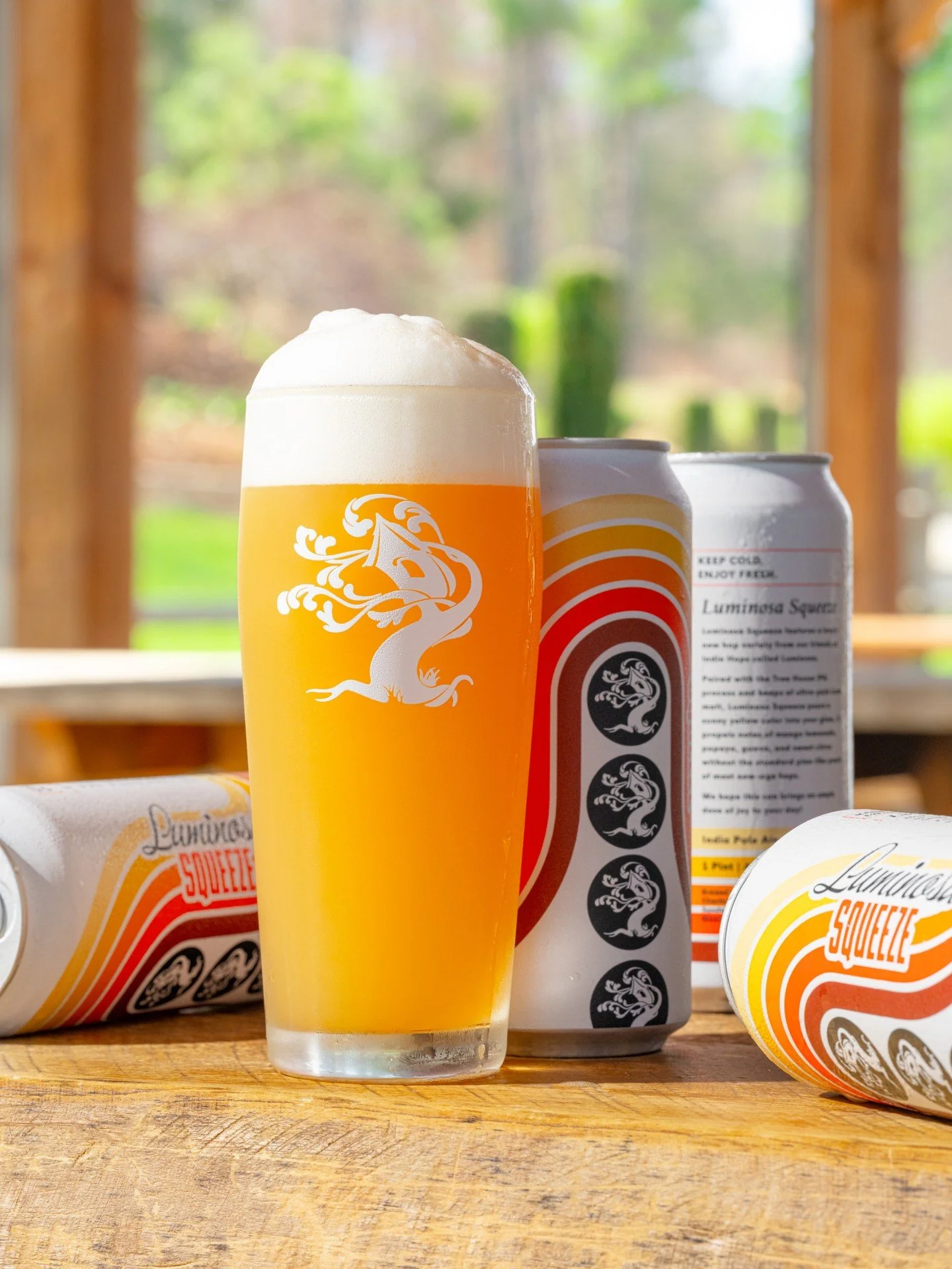 There's just something about this beer and it's pretty can. 

🌞

Luminosa Squeeze is a super juicy IPA featuring an ultra-pale malt bill and, you guessed it, Luminosa hops. Combined with a crisp base, it pops with notes of mango lemonade, papaya, pi
