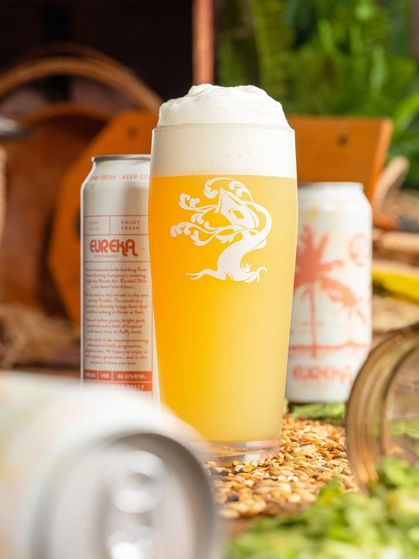 It's not every day we celebrate a new version of Eureka. In fact, it almost never happens, so let's enjoy this special moment together. 

Say hello to Eureka Paradisi!

This gem bursts with notes of mellow guava, bright pink grapefruit, and a hint of