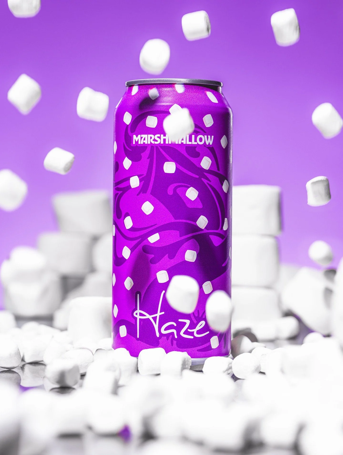 Haze Marshmallow!!! 🍦🍑

Since we first adjuncted Double Shot all the way back in 2014 with actual peanut butter cups, we've been constantly experimenting with our beers by adding fruit, vanilla, cookies, and peanut butter&hellip; you name it. Over 