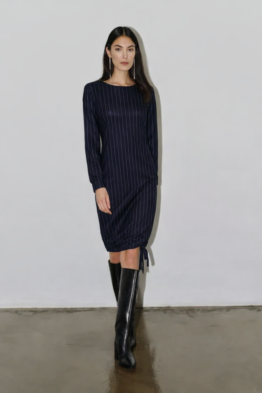 Iris Kleid Langarm - Nadelstreifen Print