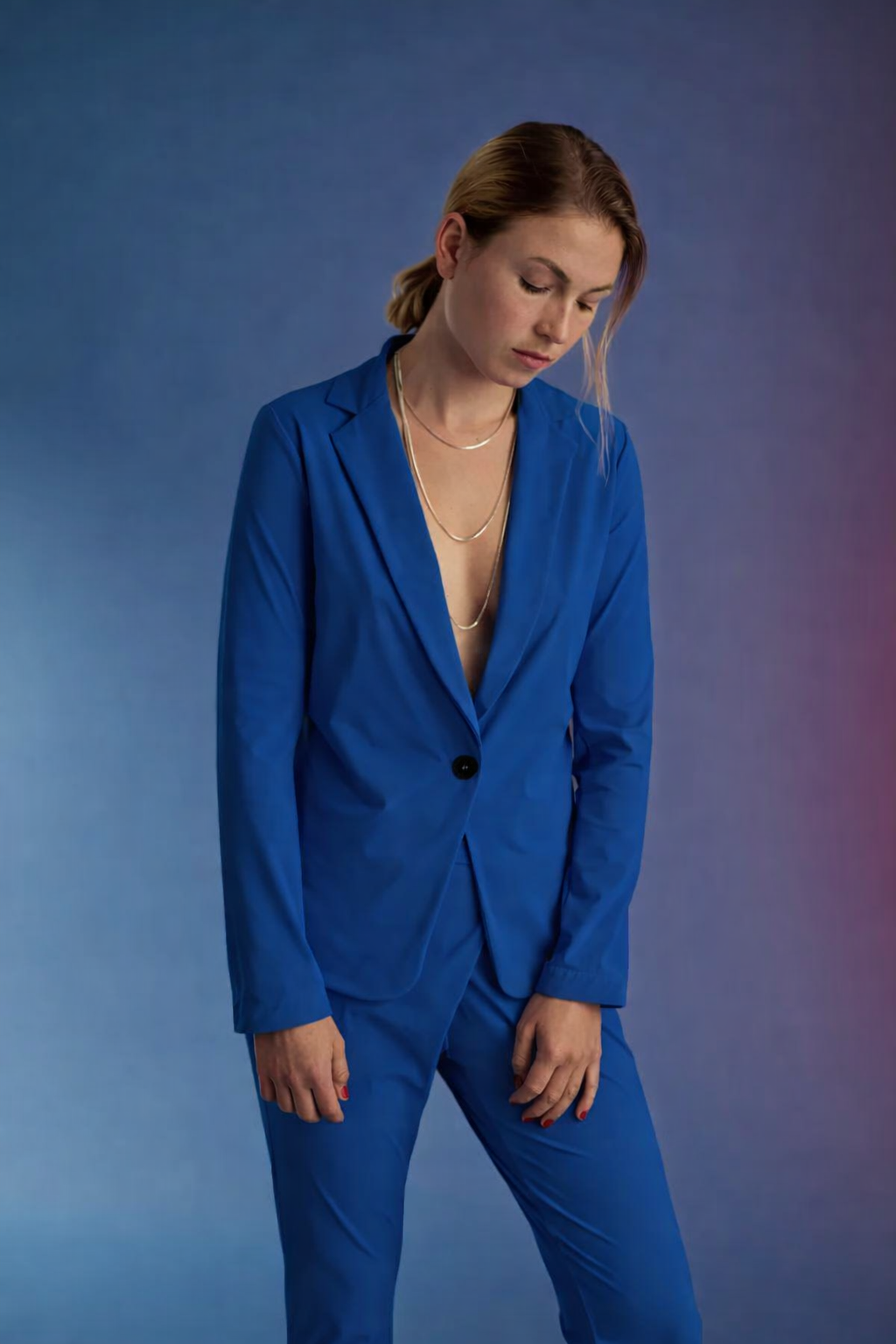 Elin jeans.png