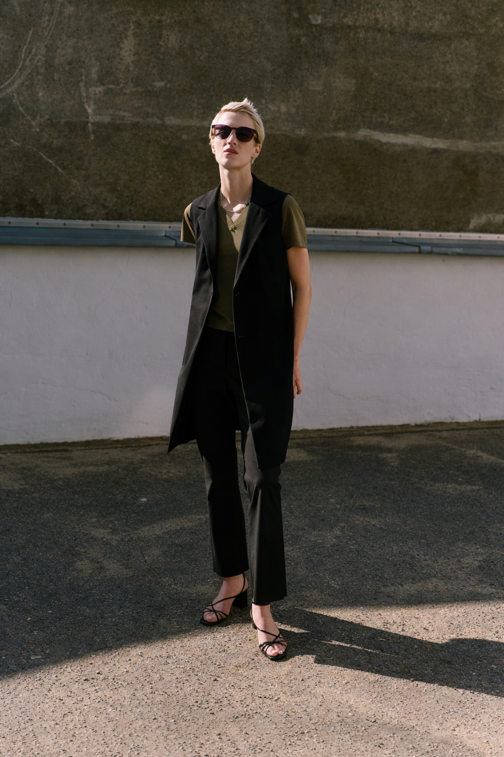 Ringo in schwarz.png