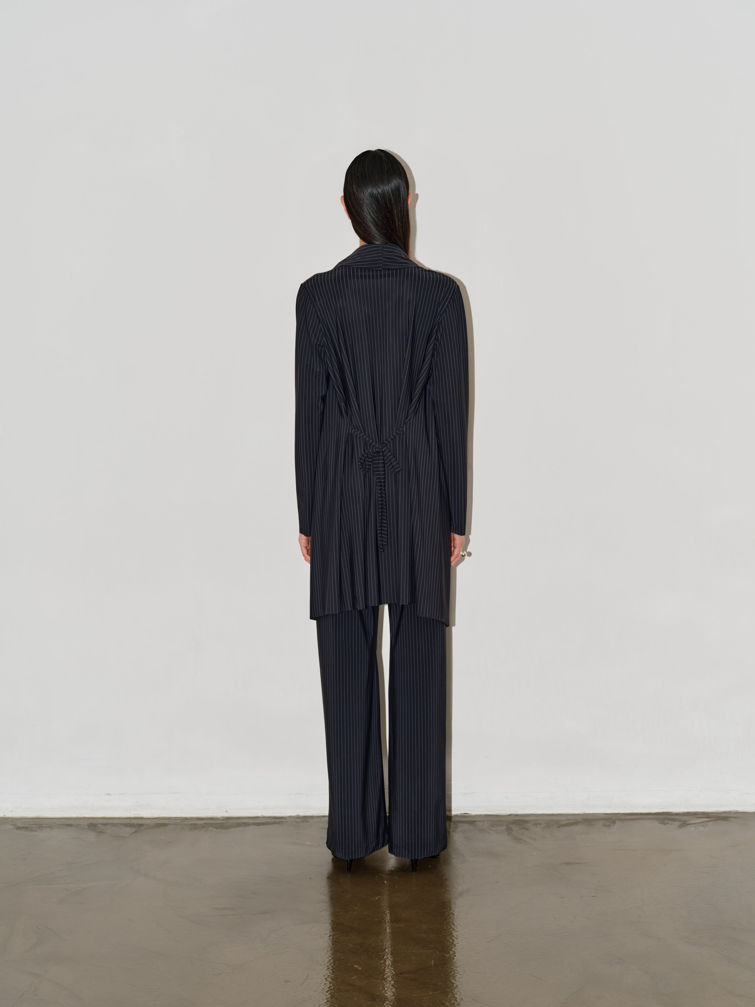 Outfit1b_0018.jpg