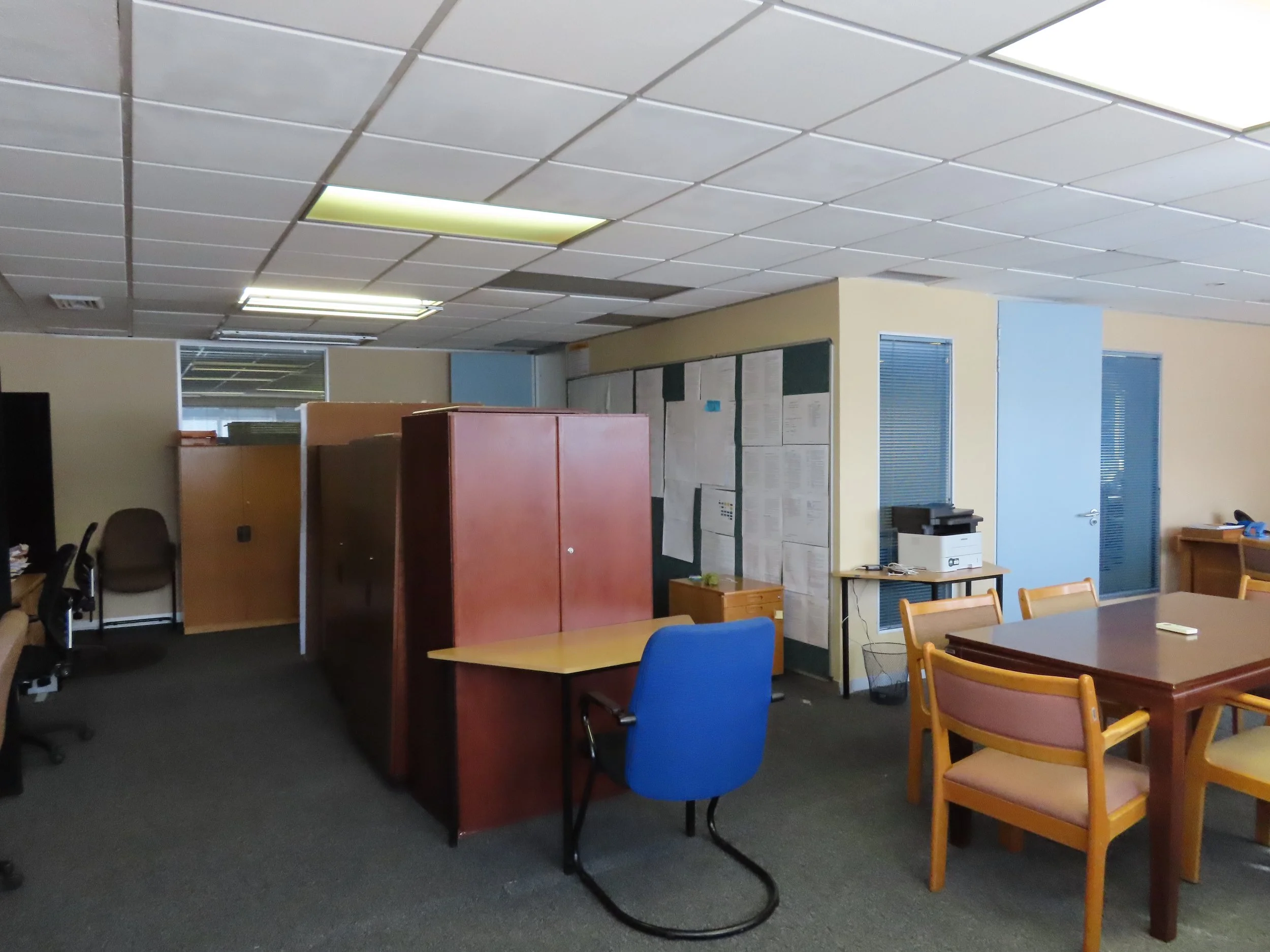 Office 1_4.JPG