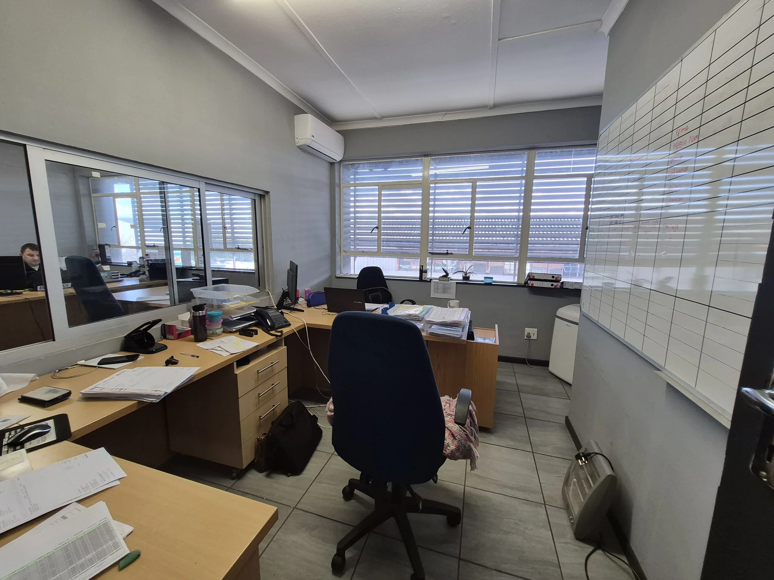 Office6.jpg