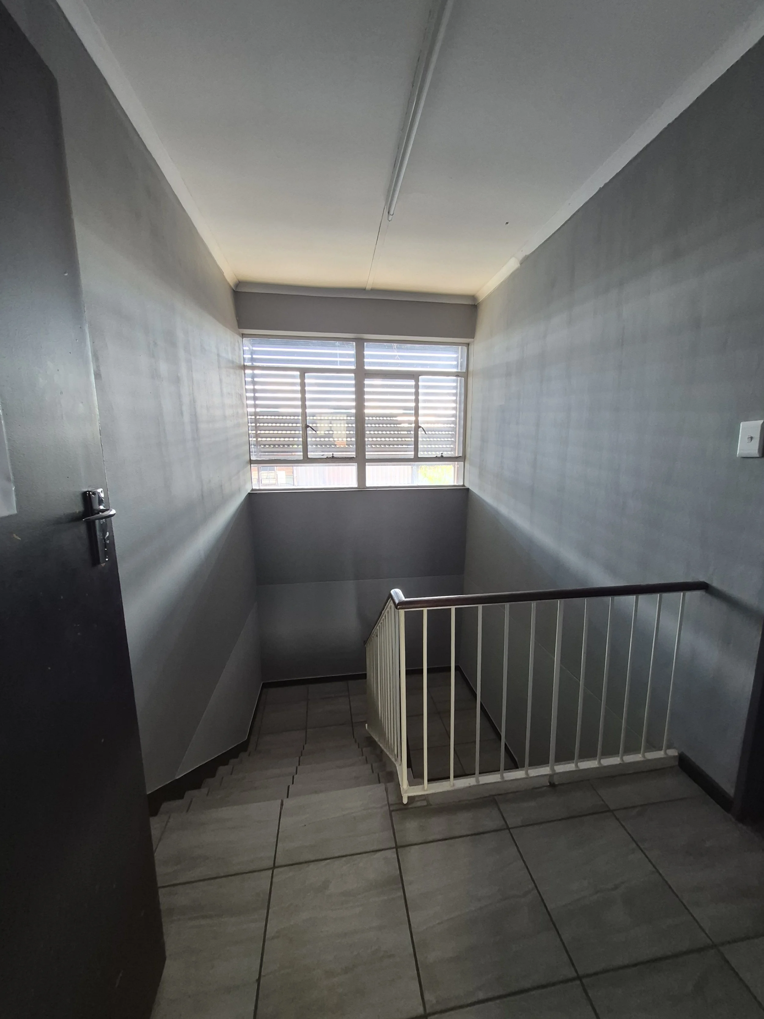InternalStairs_GroundFloor_Closed - Copy.jpg