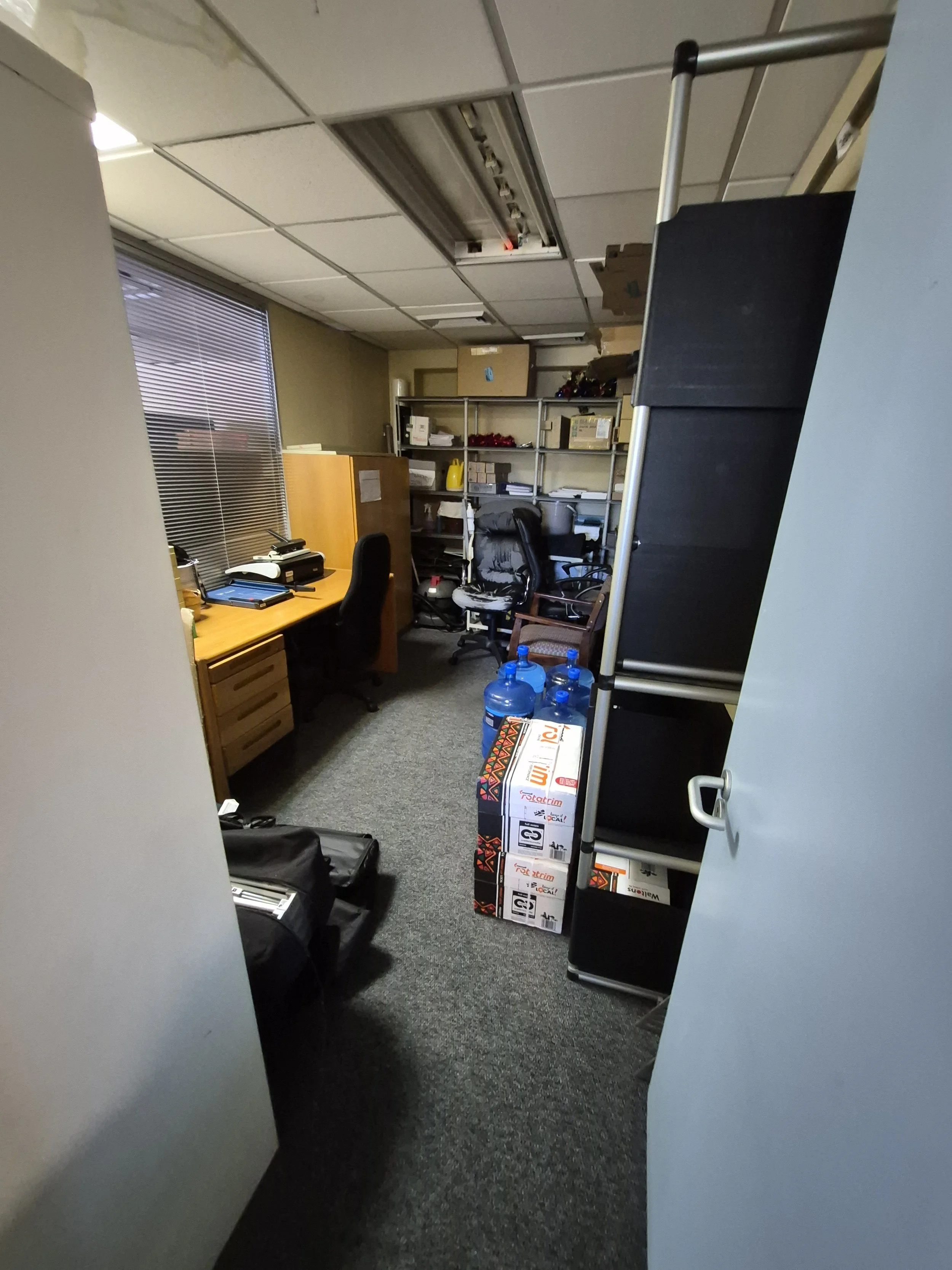 Store Room 1_4.jpg