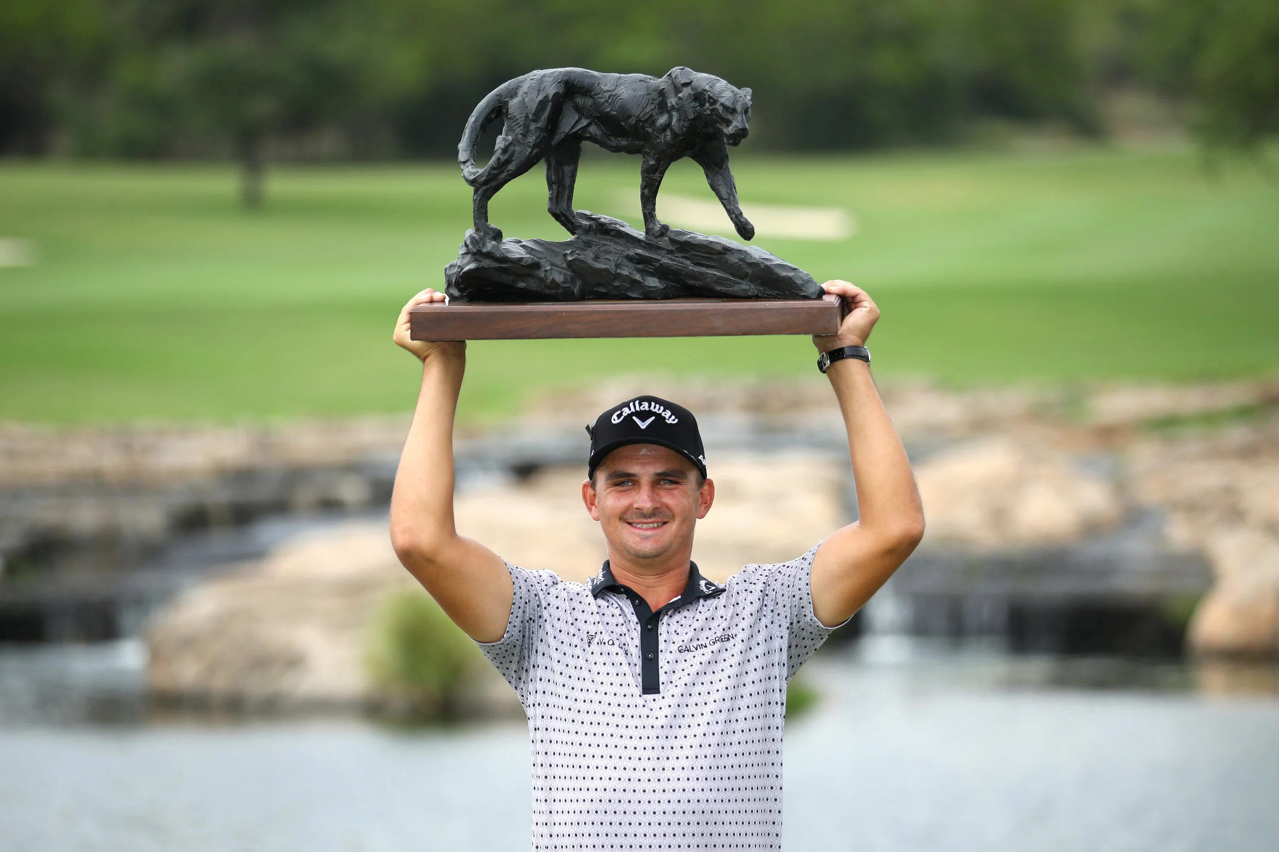 Bezuidenhout bounds to Leopard Creek Glory