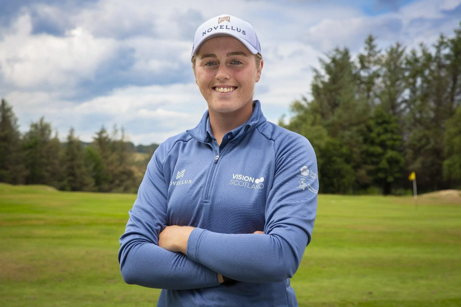 Hannah Darling signs with Modest Golf Management.