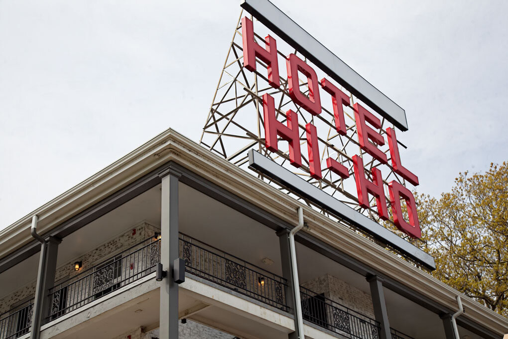 EF_Hi-Ho-Motel_Exterior.jpg