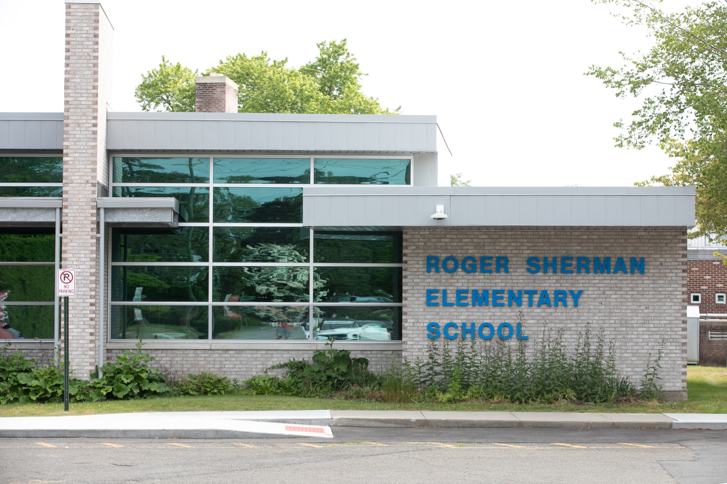 EF_Roger_Sherman_Elementary_School_6P3A4402.jpg