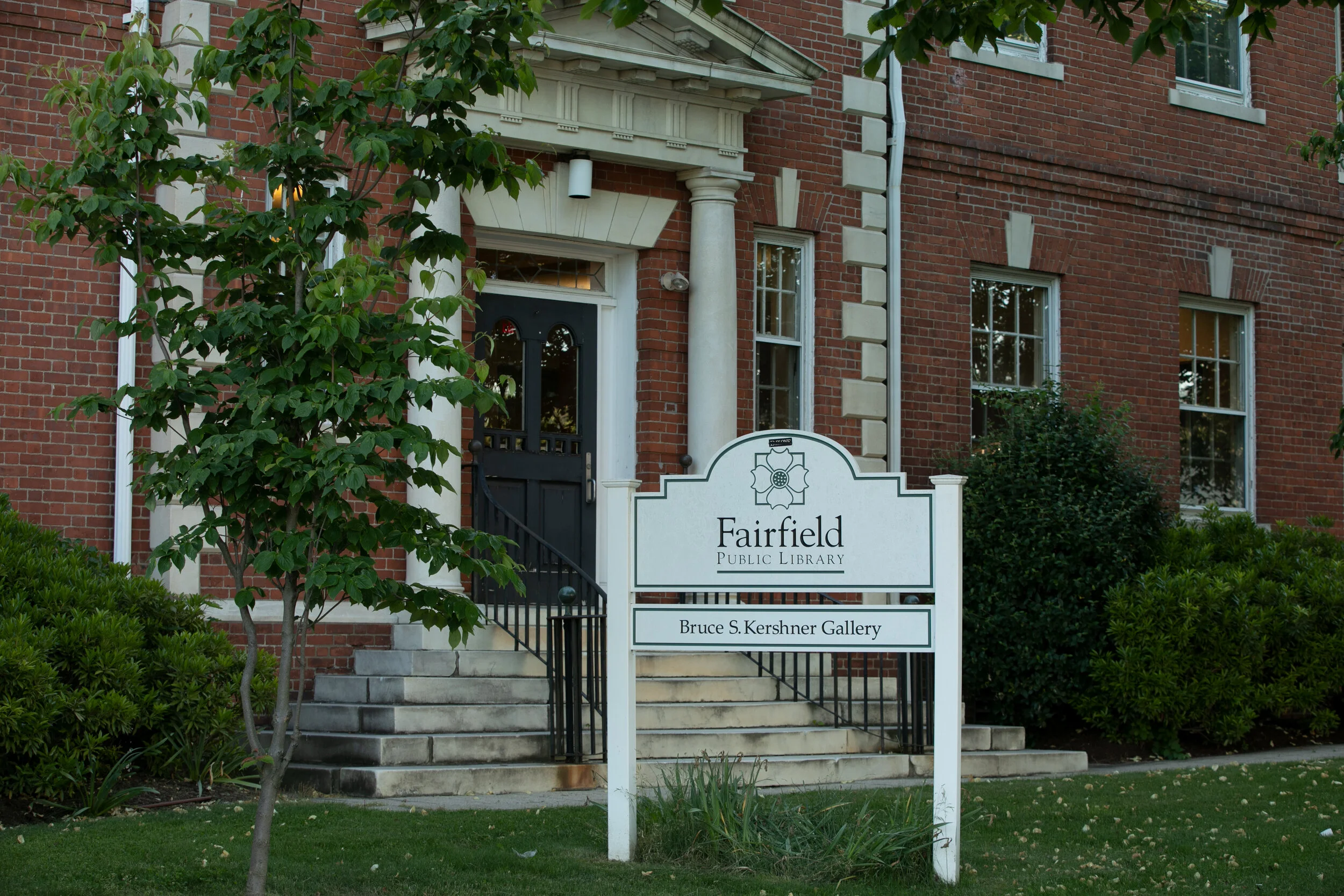 Fairfield Public Library — Experience Fairfield CT