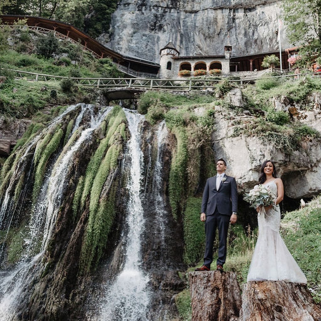 LOVE ALWAYS WINS&hearts;️

Meet the queen and her king @shrades5 &amp; @patrick_lyttle 

After their elopement ceremony we went to the @st.beatushoehlen where this legendary shoot happened. The caves are worth visiting - it&rsquo;s majestic! #elopein