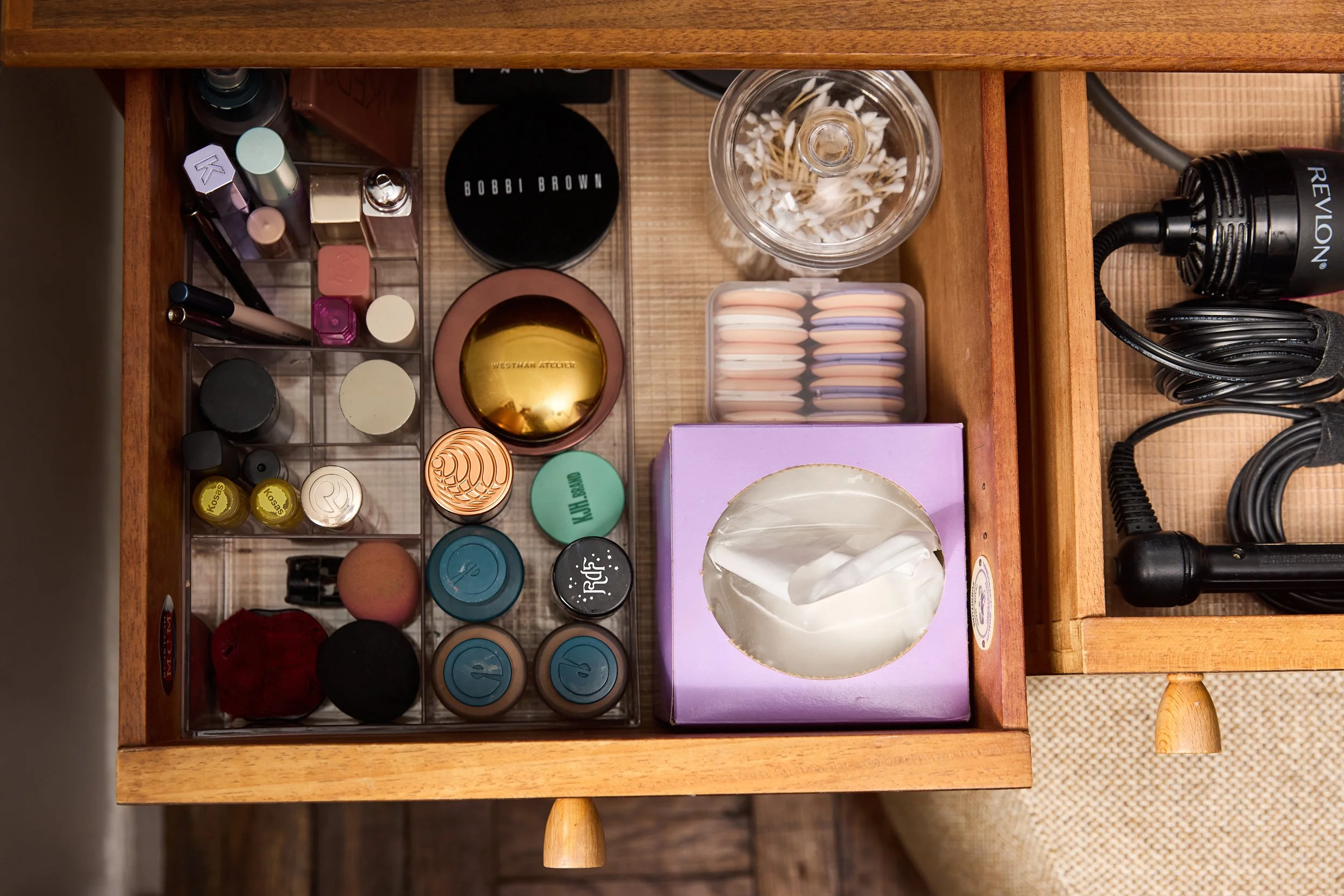 vanity drawer makeup organization 