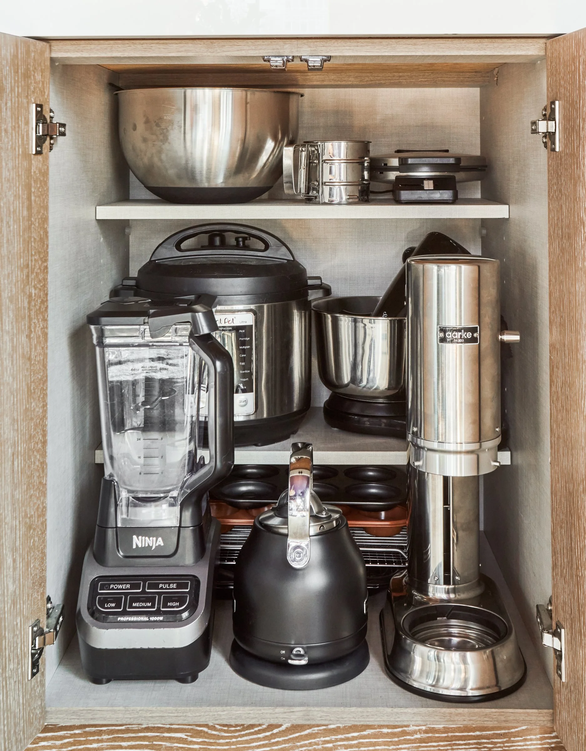kitchen cabinet organization 