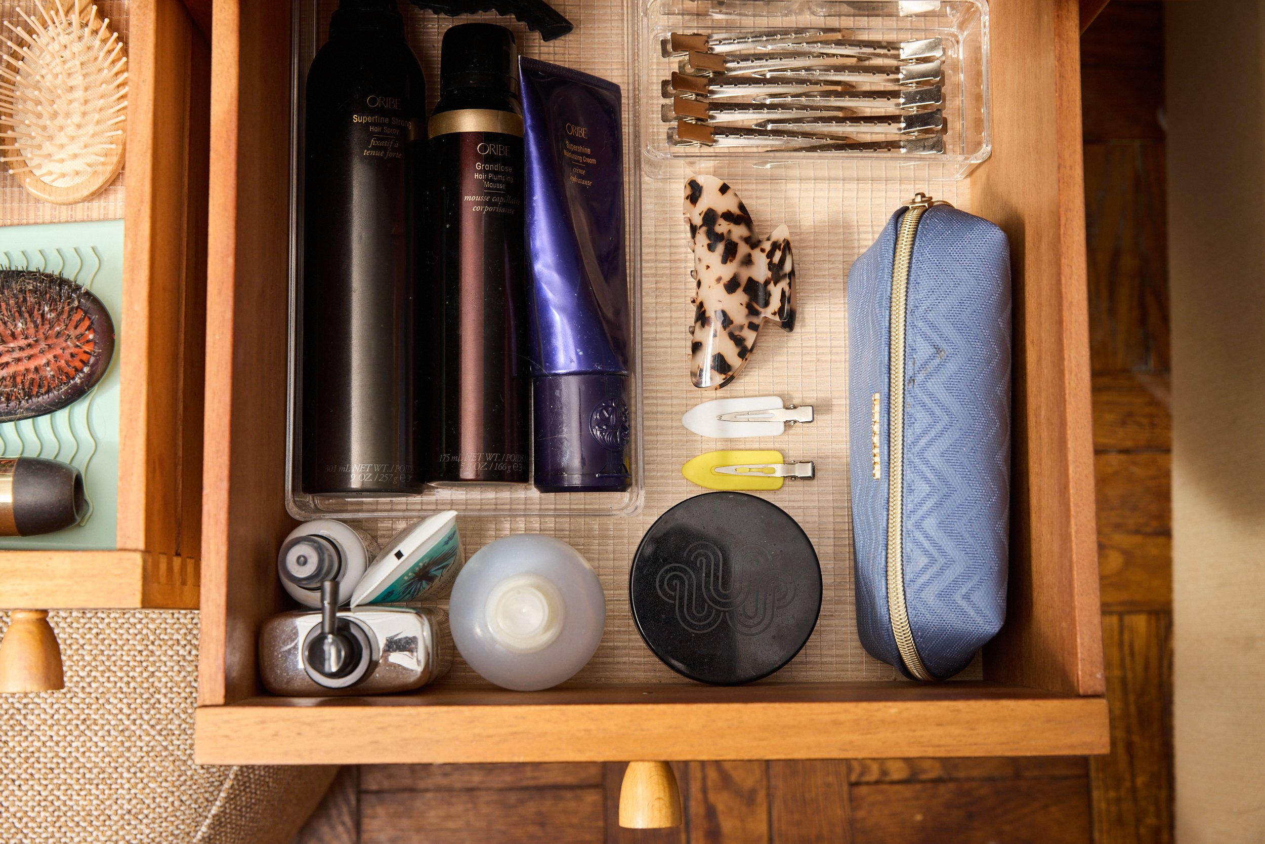 bedroom vanity drawer organization for hair products
