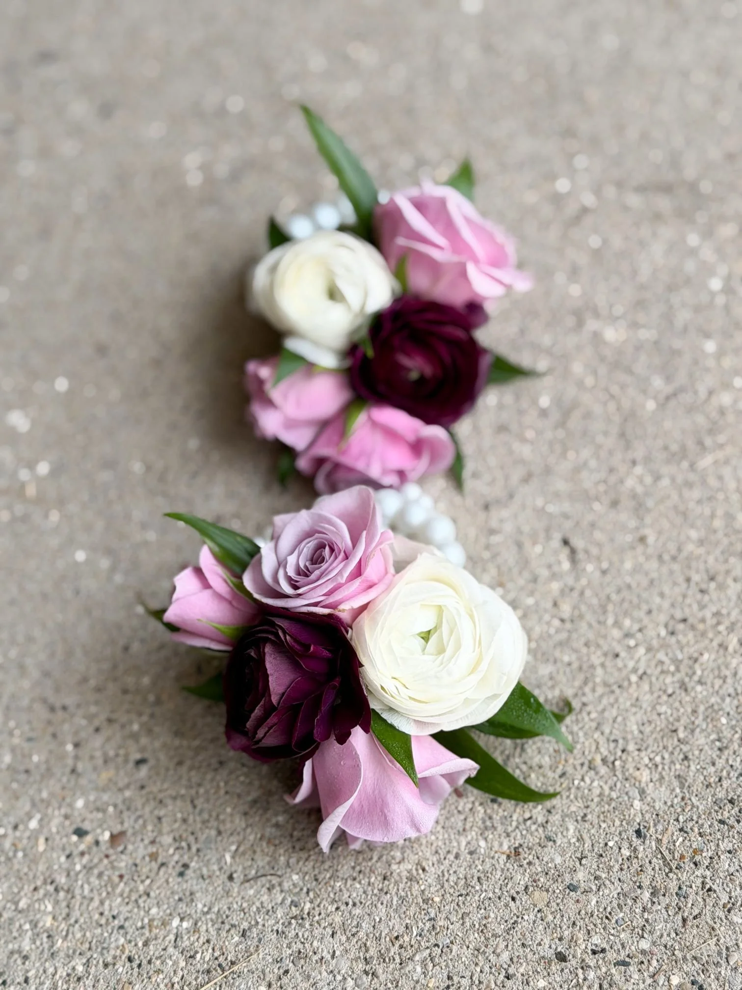 Plum lavender ranunculus wrists.jpg