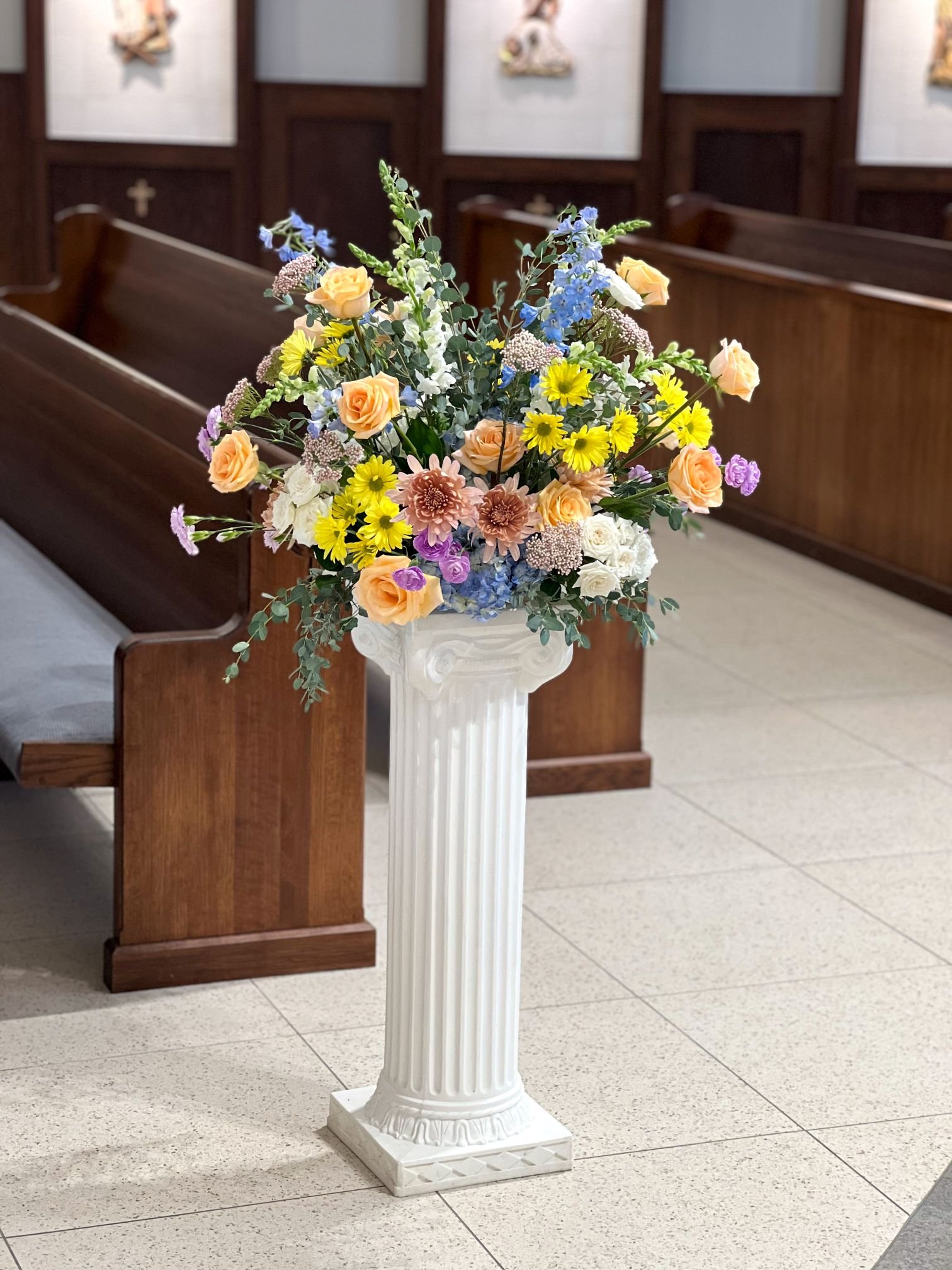 Wildflower ceremony arrangement.jpg