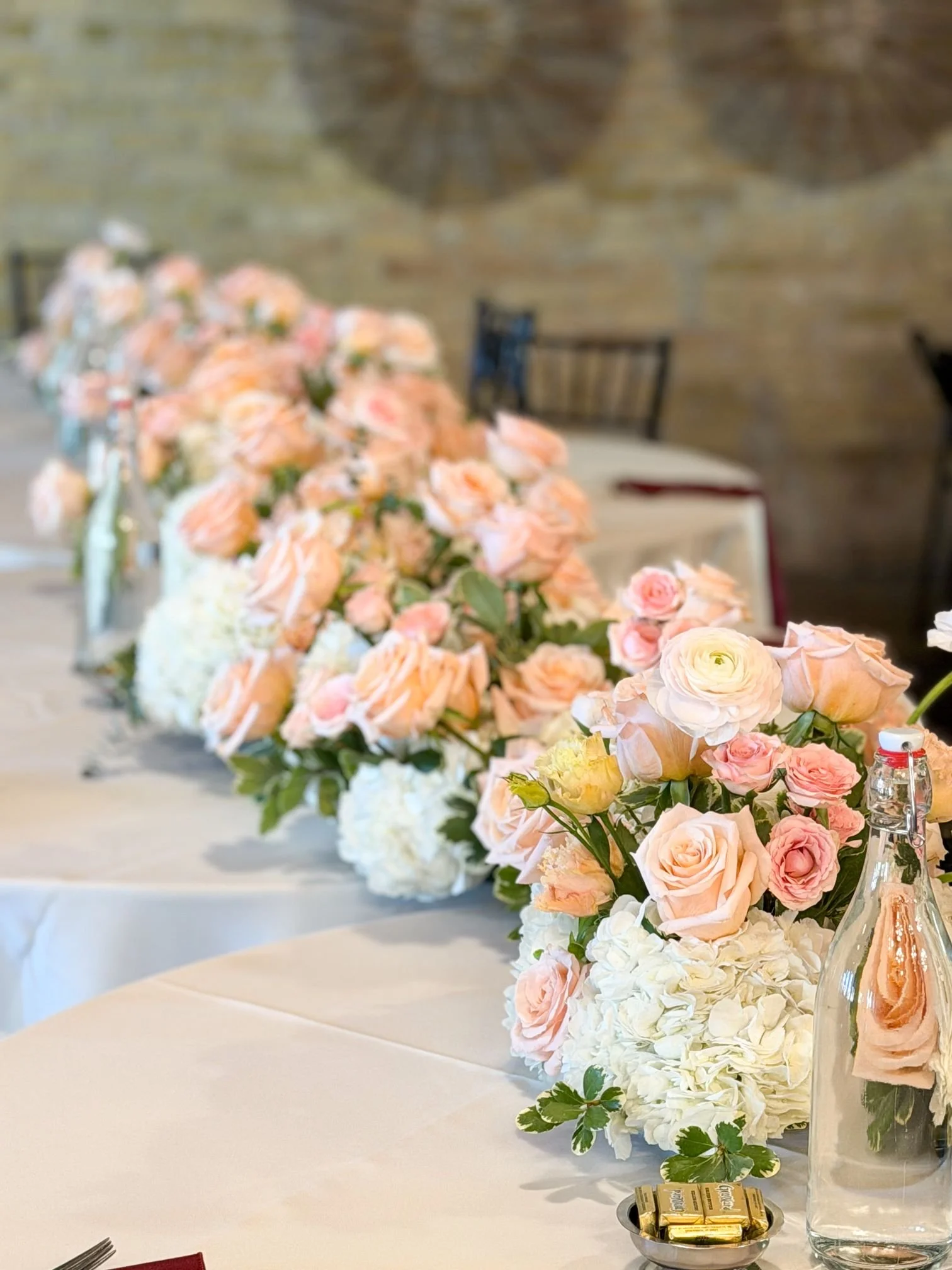 Peach blush white curved round kings table.jpg