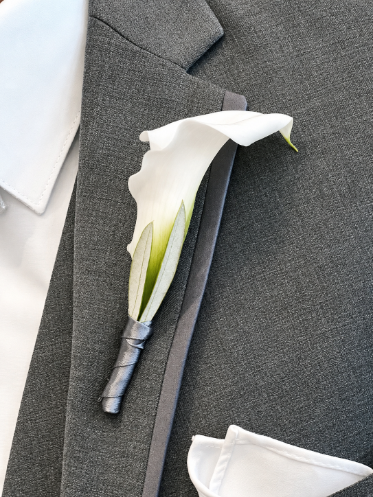 White calla bout.PNG