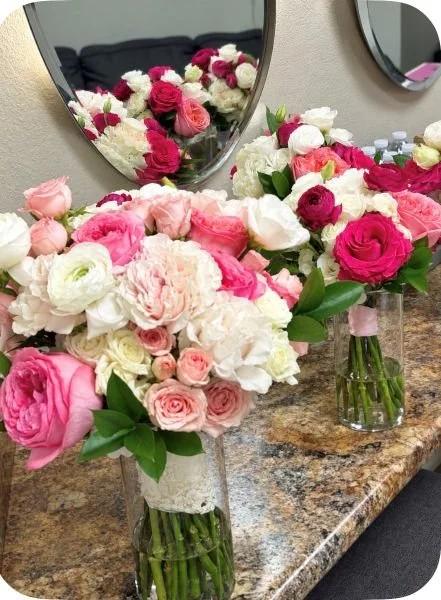 Pink white bridal party in Suite.jpg