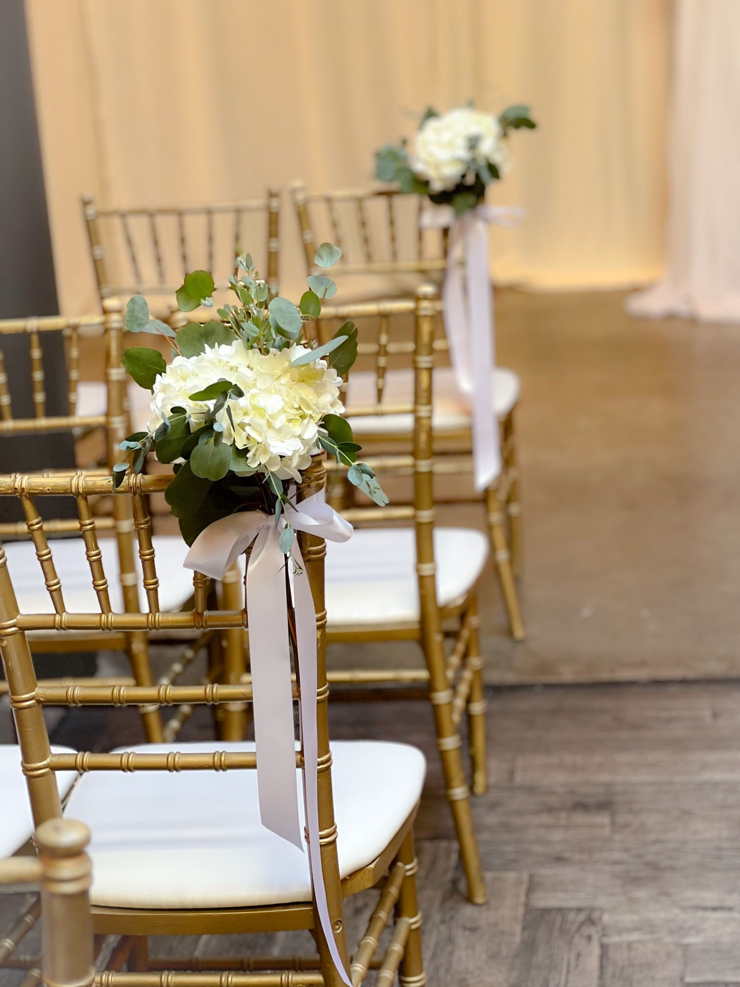 Hydrangea euc gold chairs.jpg