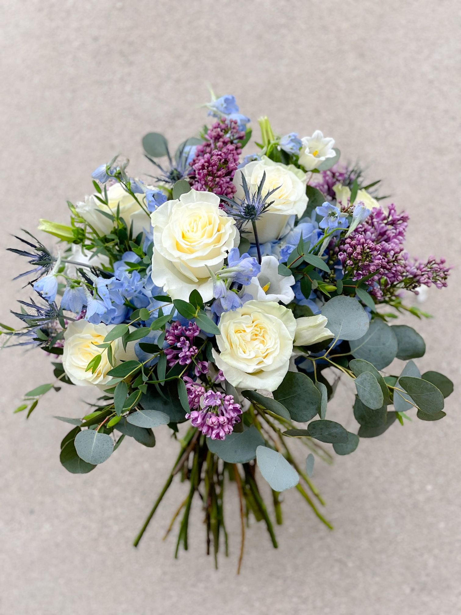 Blue white lilac bridal2.jpg