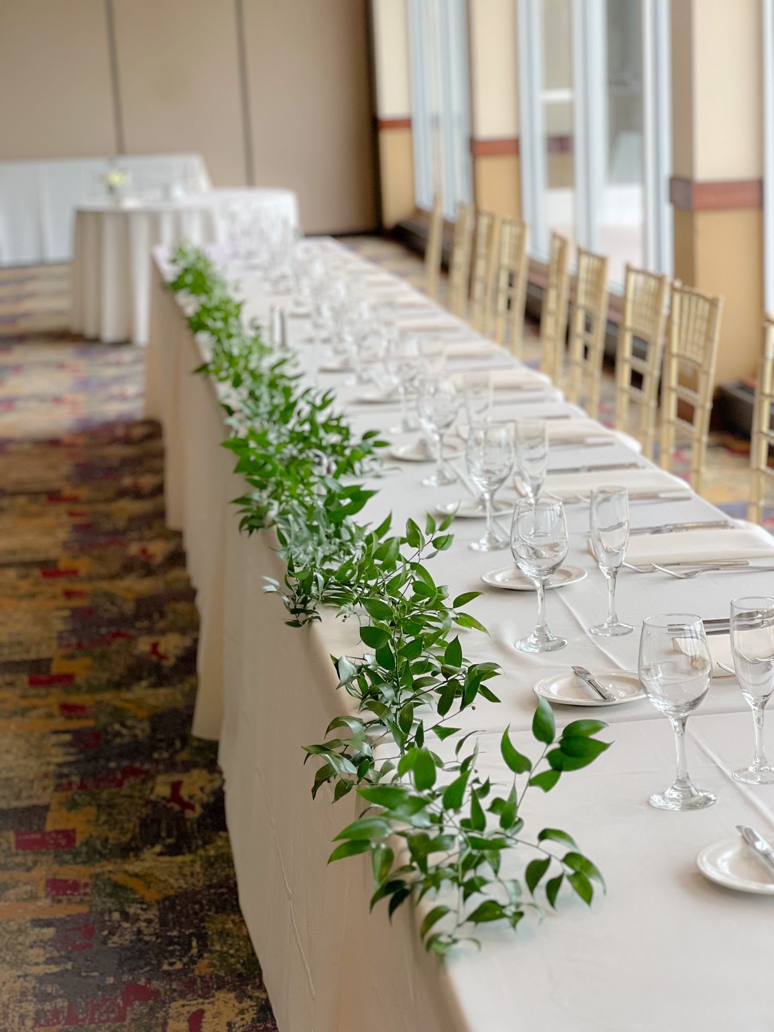 Ruscus head table river club.jpg