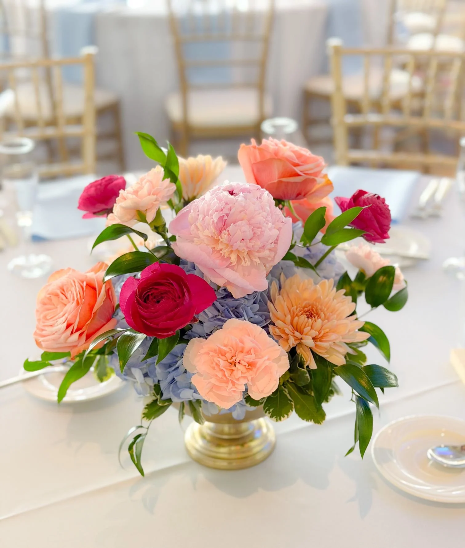 Gold bowl peach pink blue centerpiece - Copy.jpg