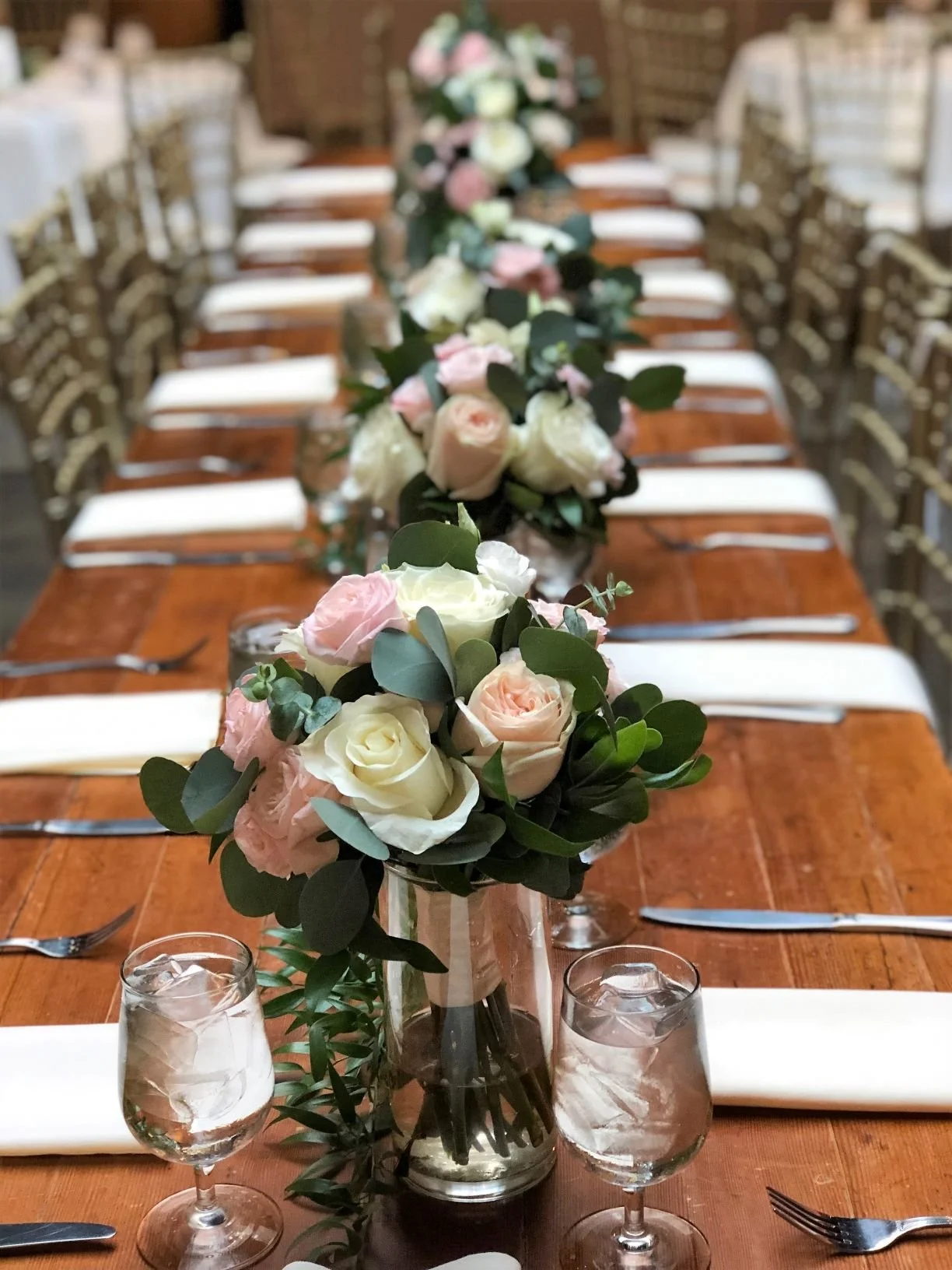 Maids bouquets head table Sm.JPG
