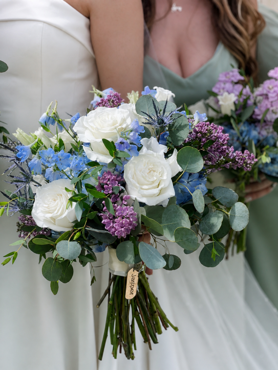 Blue white lilac bridal.PNG