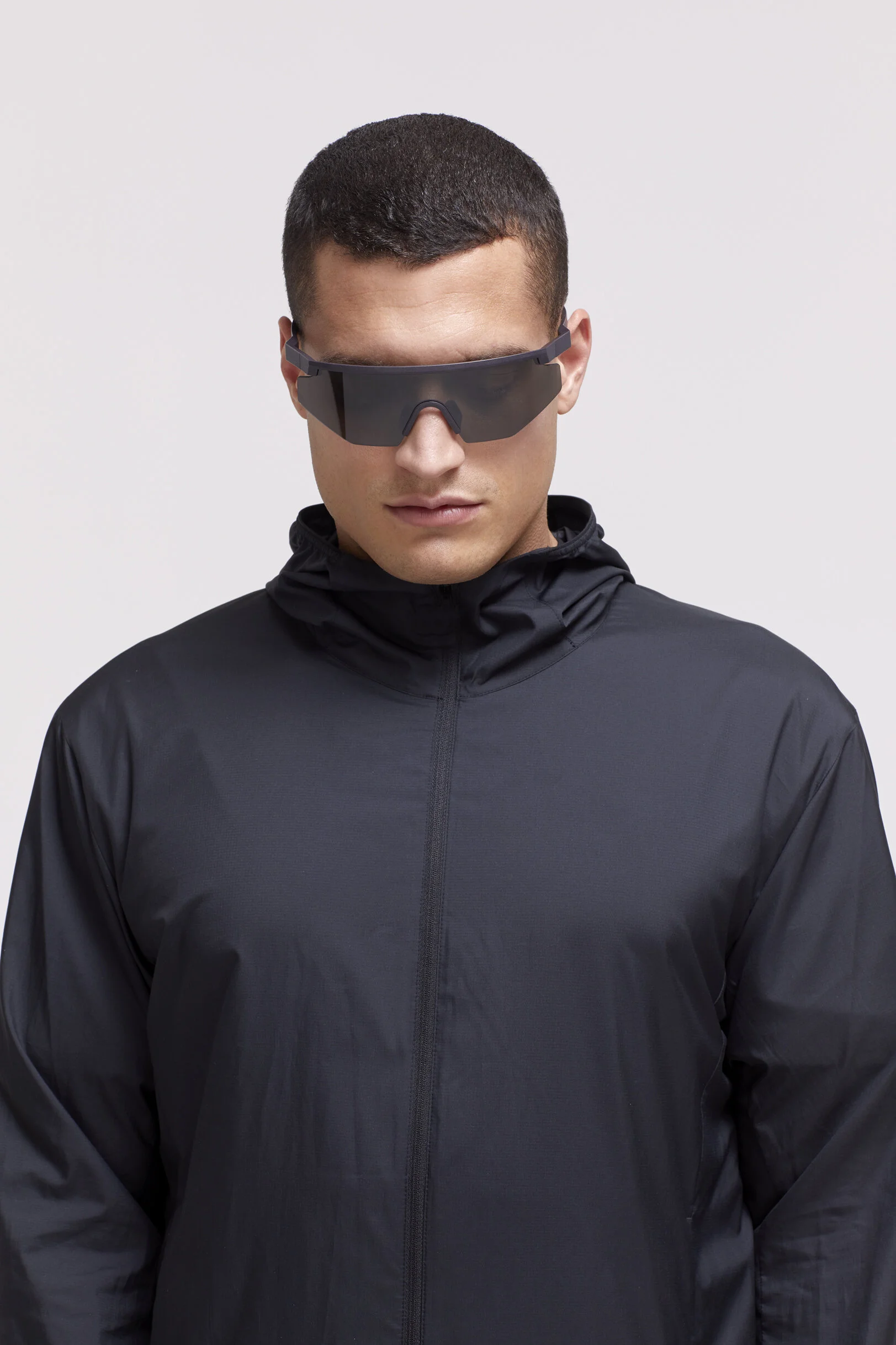 VIU_THE SPRINT_SMOKE LENSES.jpg