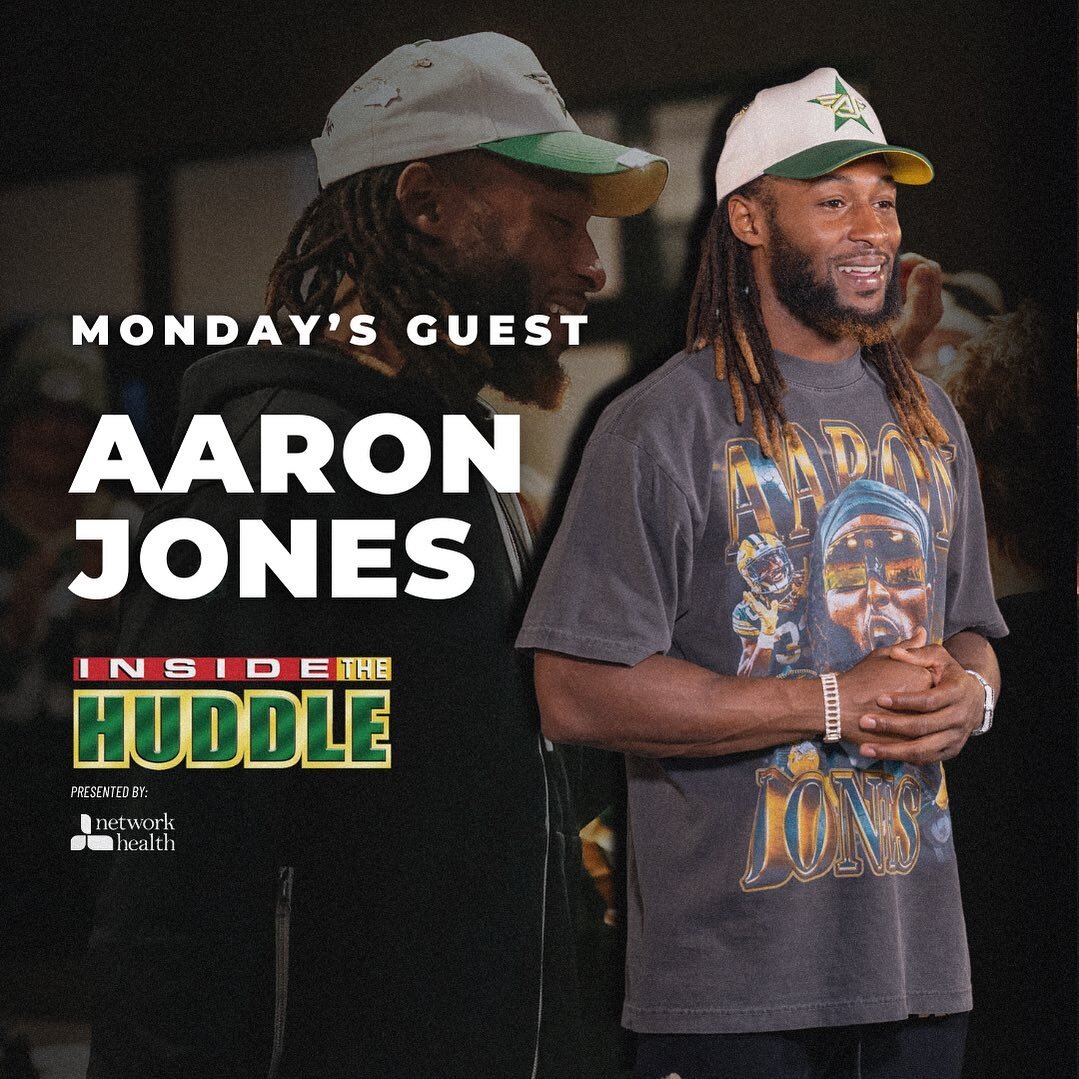 Come hang out with @showtyme_33 on Monday night 🔥

Aaron Jones is joining Inside the Huddle on Monday the 13th at @thebarholmgrenway We want to you see you ALL there 

📍@thebarholmgrenway
⏰ Doors open at 6pm | Show tapes at 6:30pm 
🎟️ The show is 
