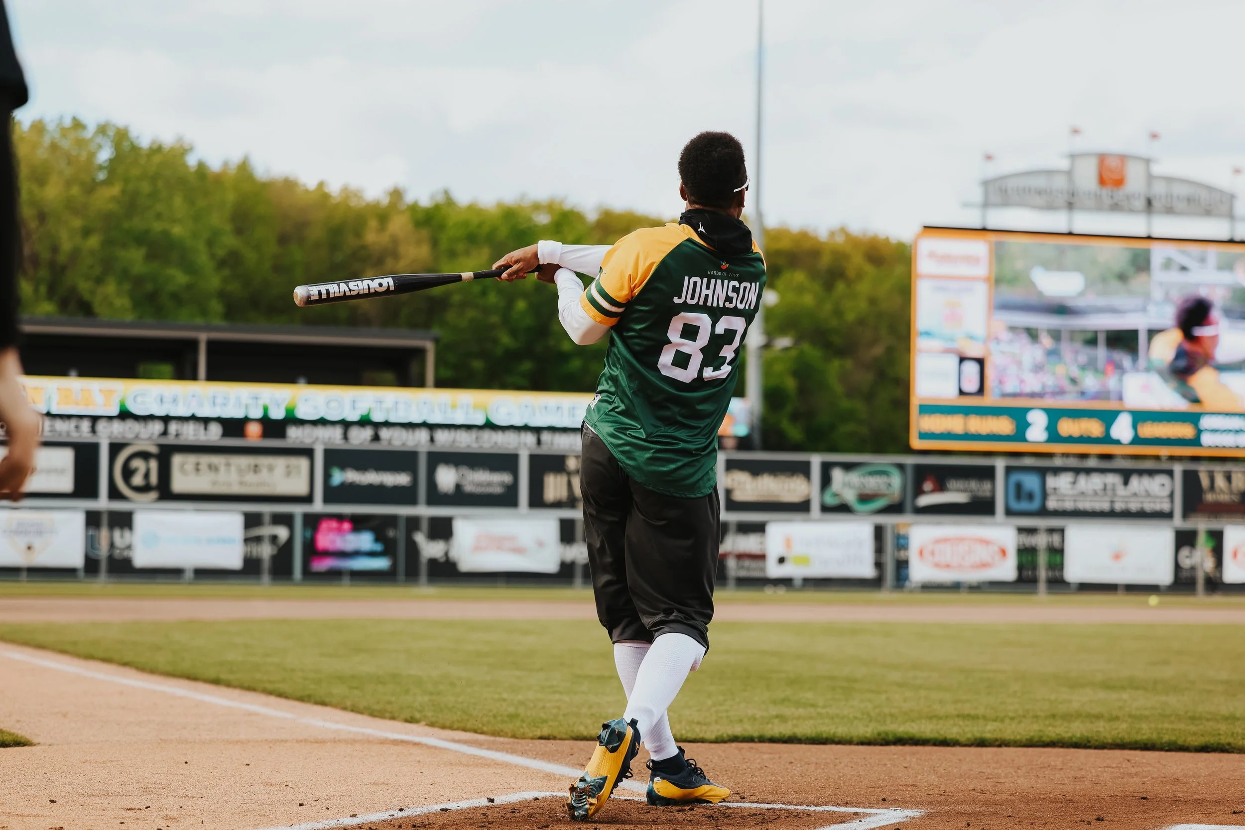 gbcharitysoftballgame2025-190.jpg