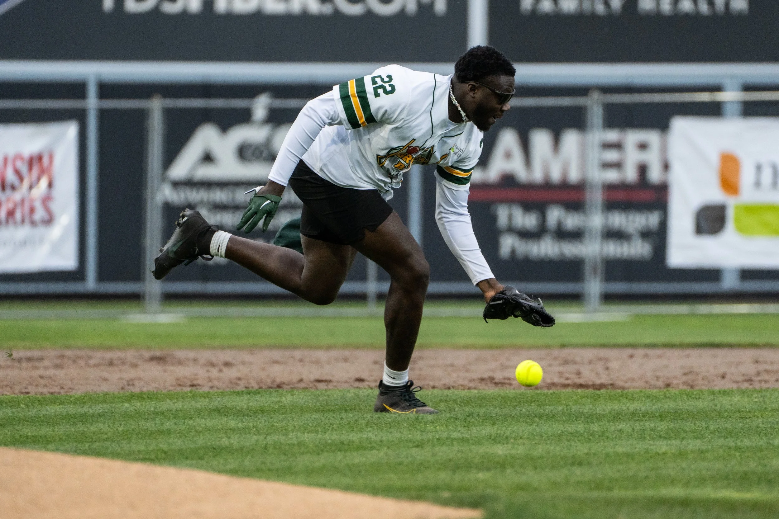 GB.CharitySoftballGame2024-106.jpg