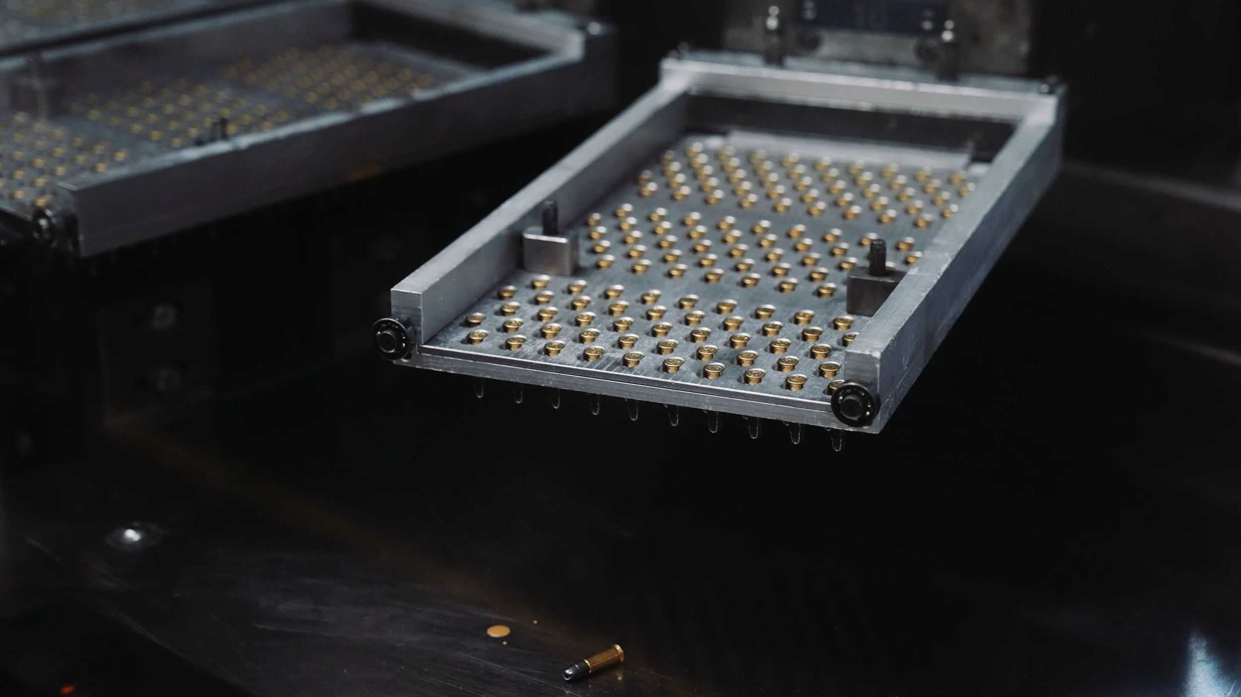 Werksführung bei RWS – So entstehen Randfeuerpatronen in Fürth