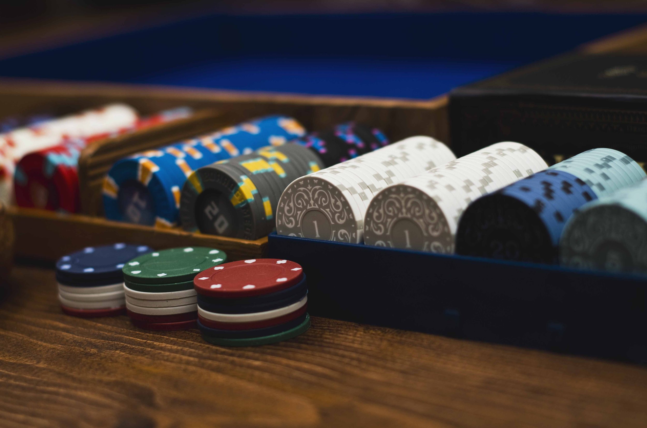 How to count poker chips