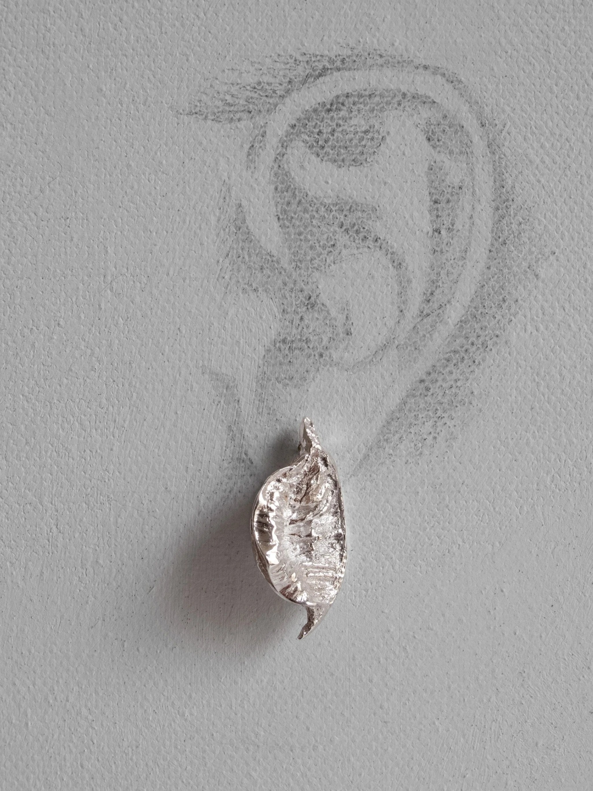 COTTON++EARRING+SILVER+B+DRAWING+R.jpg