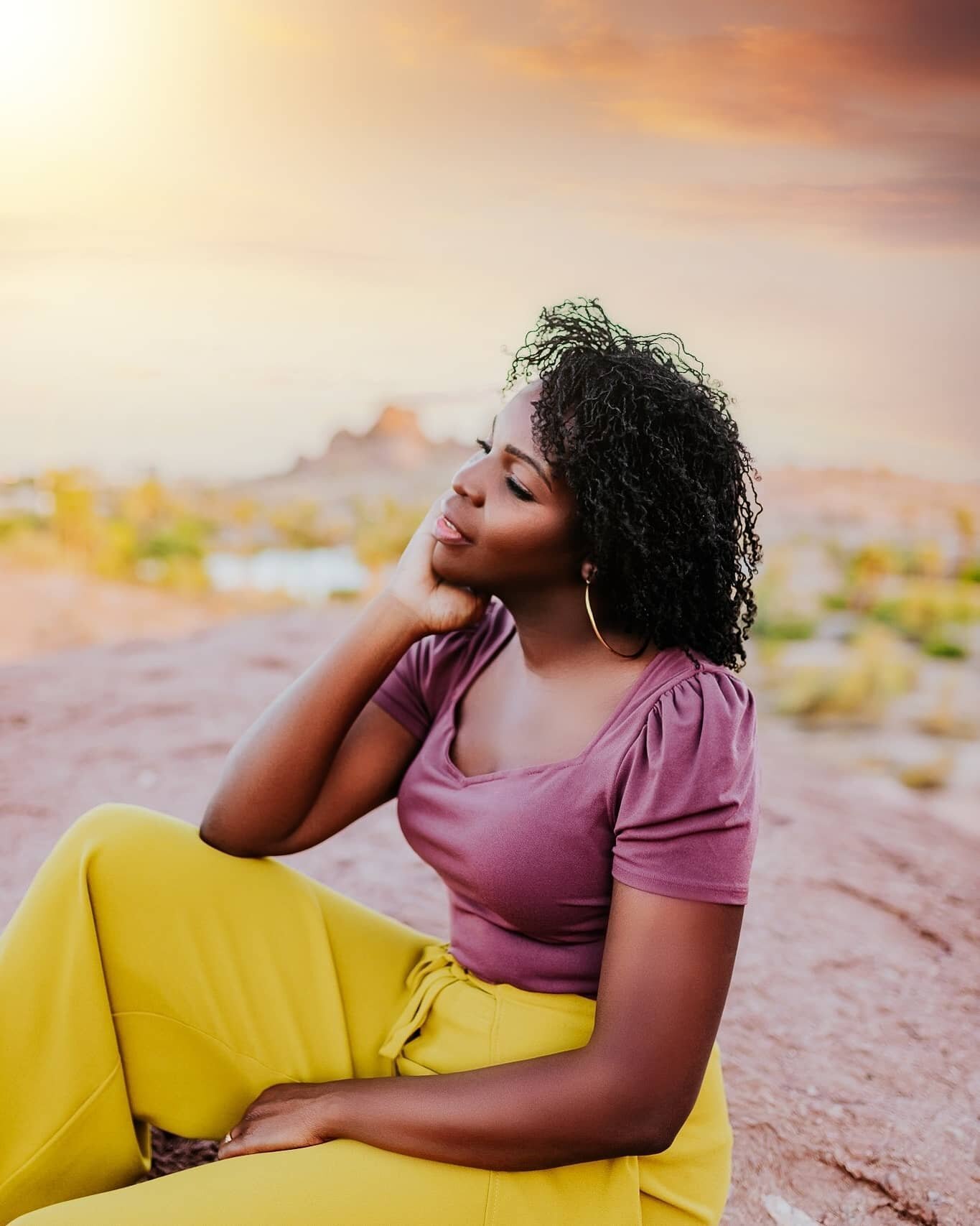 &quot;Trust me they are watching. Just make sure they see you give God all the glory&quot;

#olamorinmuhammed #getyourfootoffmyneck 
#nigerianauthor #arizona🌵
#positiveaffirmations #positiveaffirmationsdaily #positiveaffirmationsonly #affirmationfor