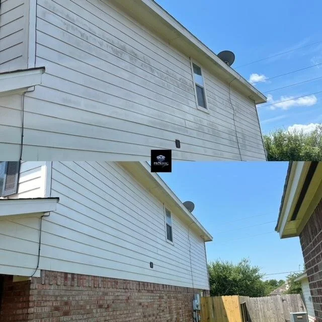 house pressure wash.jpg