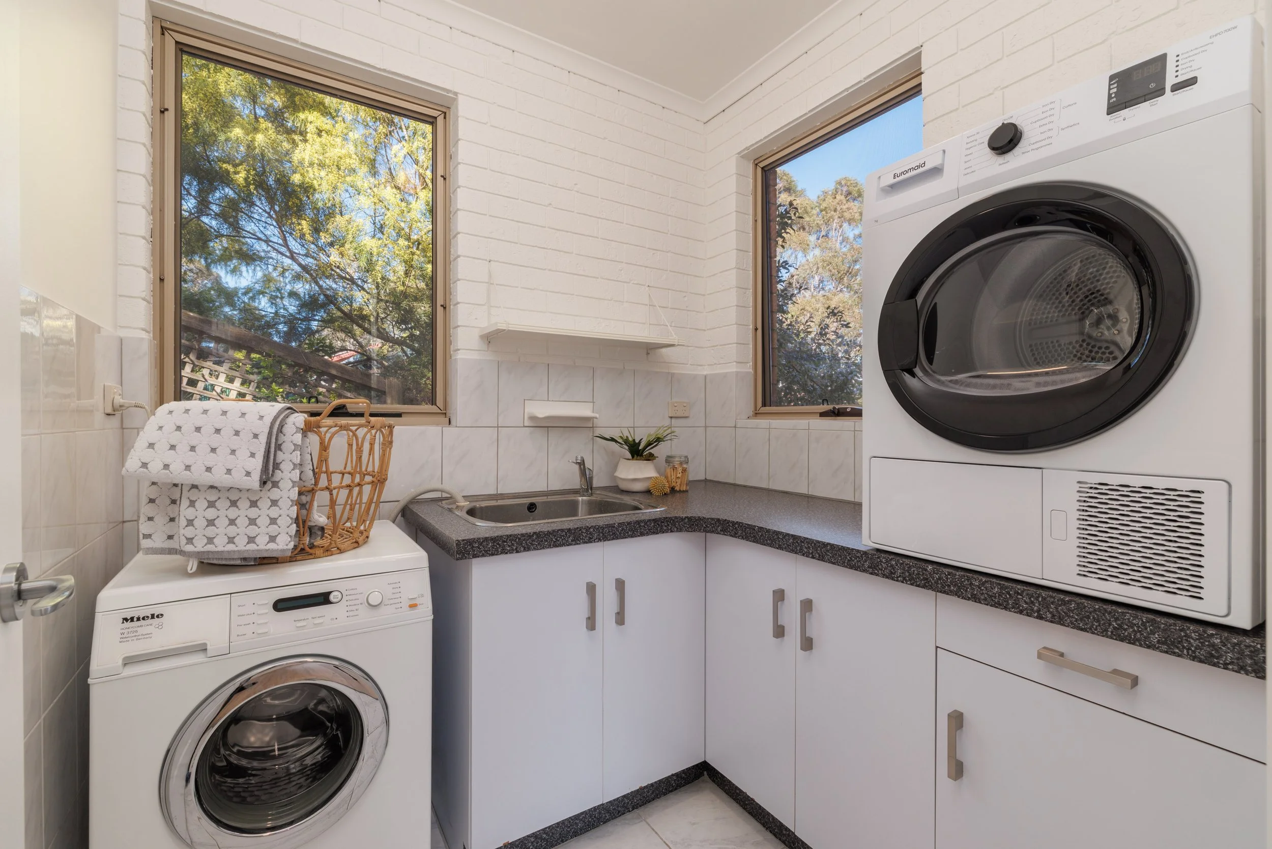 Website Real Estate All-240.jpg