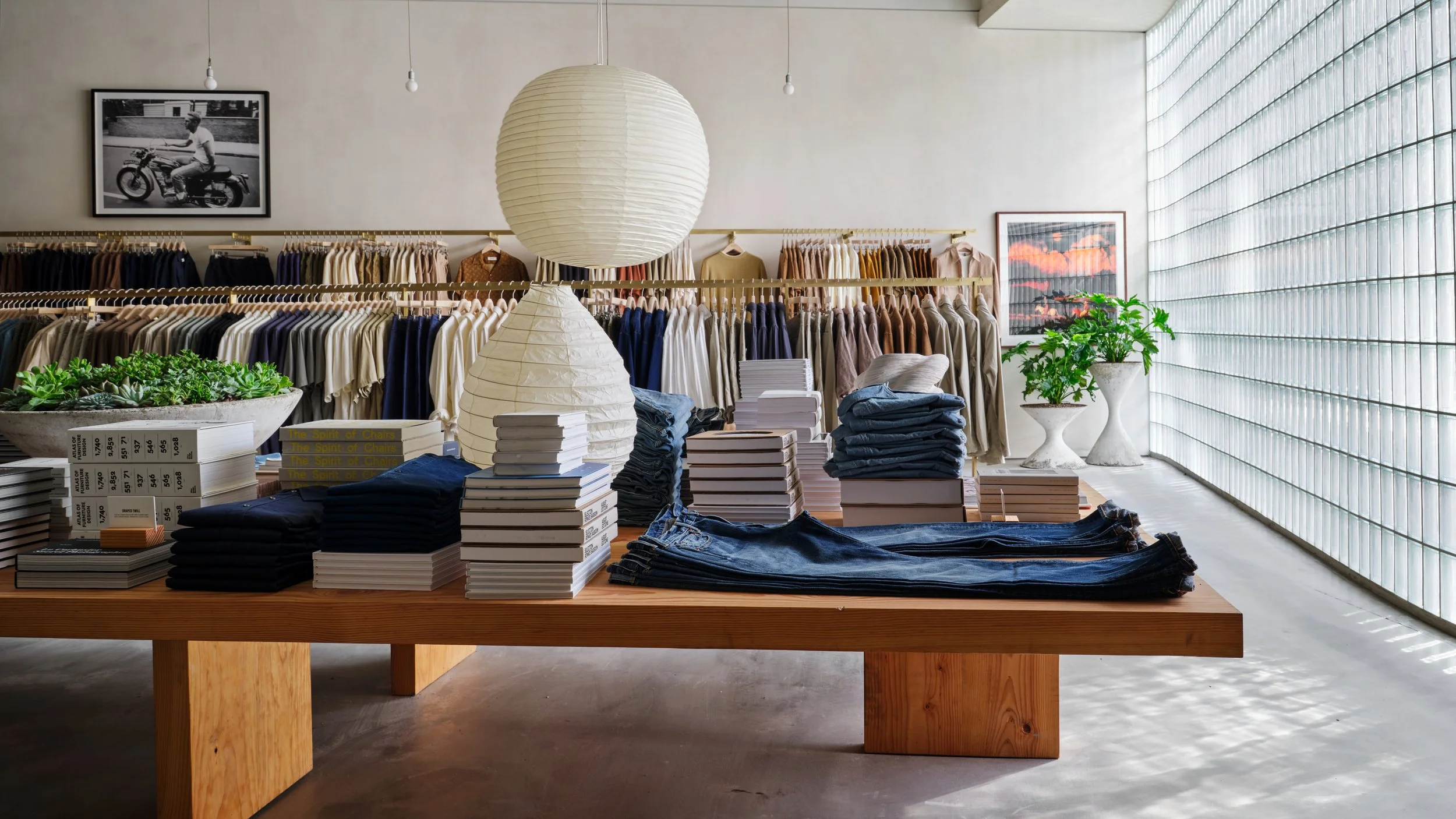 Buck Mason_08_01_248671 1.jpg